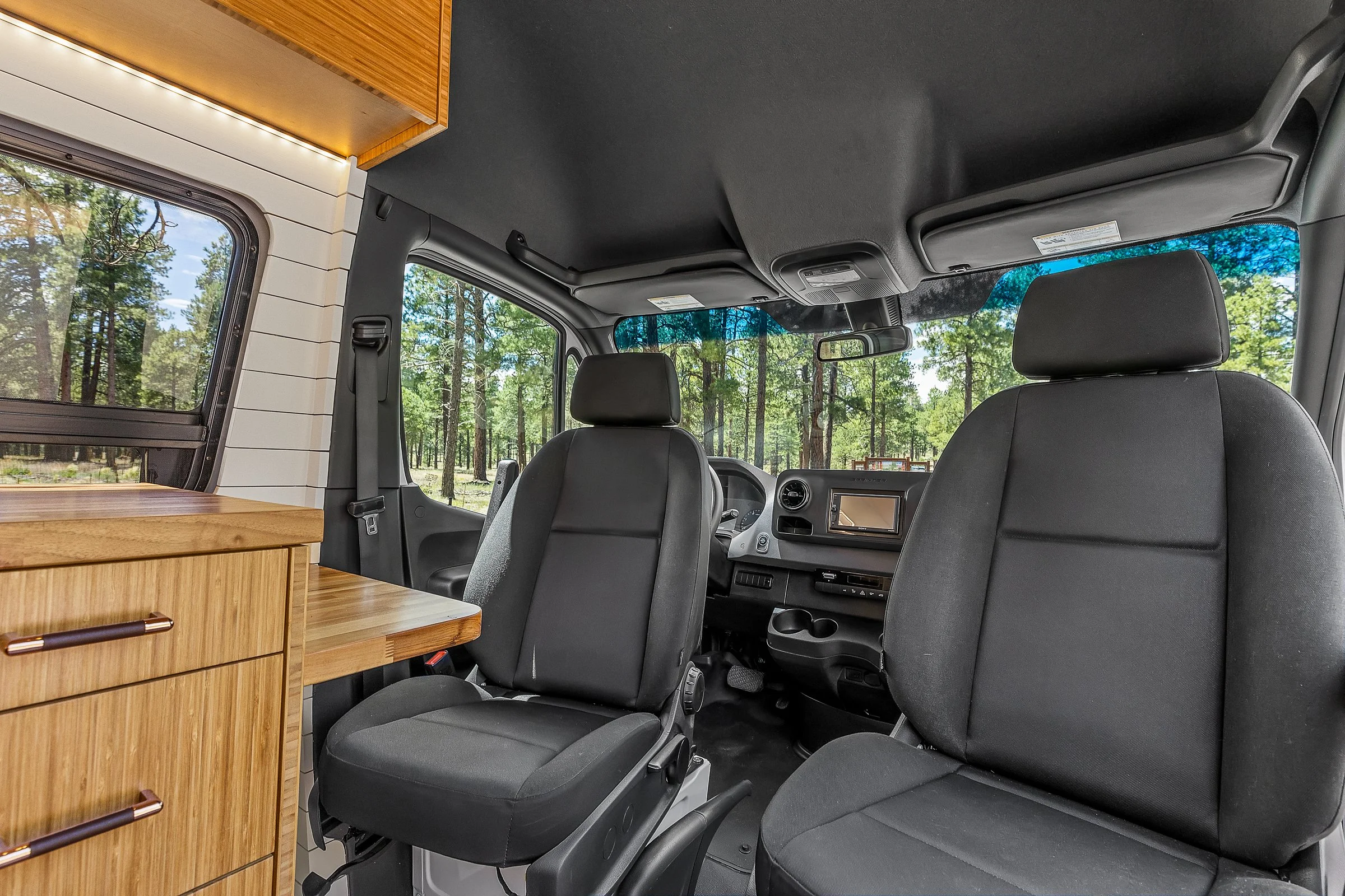 Camper Van LUX-9.jpeg