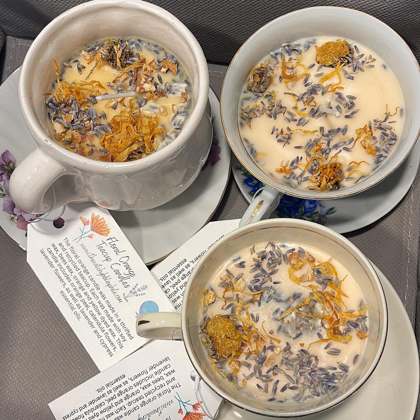 The Spring Floral Orange teacup candles are still available for purchase! Made with soy and beeswax and dried herbs and essential oils - know all the ingredients in what you&rsquo;re sniffing 🕯️ #teacupcandles #soycandles #beeswaxcandles