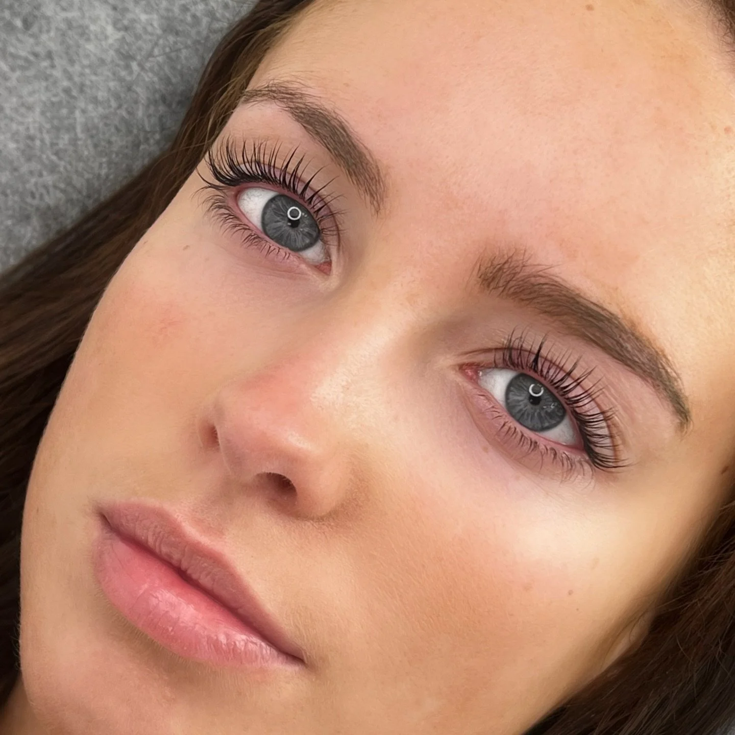 Signature Lash Lift with BTX ✨

What is BTX?
It is an exclusive treatment formulated to rejuvenate, hydrate and rebuild your natural lashes.
This nourishing mask fills the lash with keratin making lashes thicker, fuller and longer.

💧 For best resul