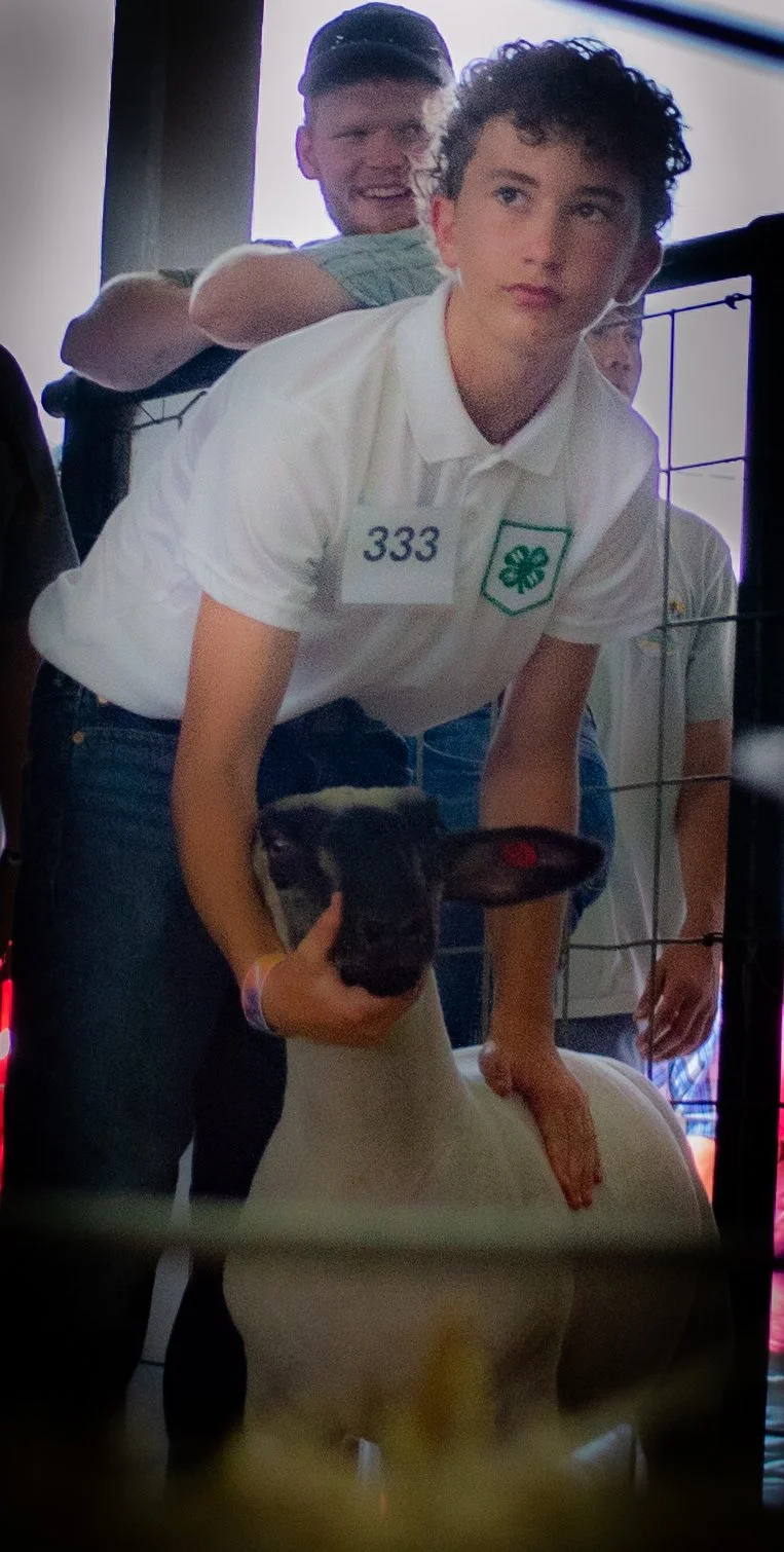 Gettiong Ready for Arena_0396 .jpg