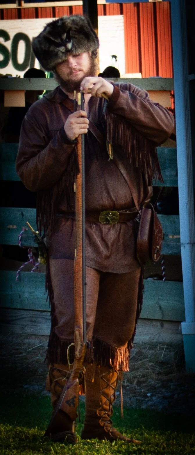 Mountineer Loading Gun_0156 .jpg