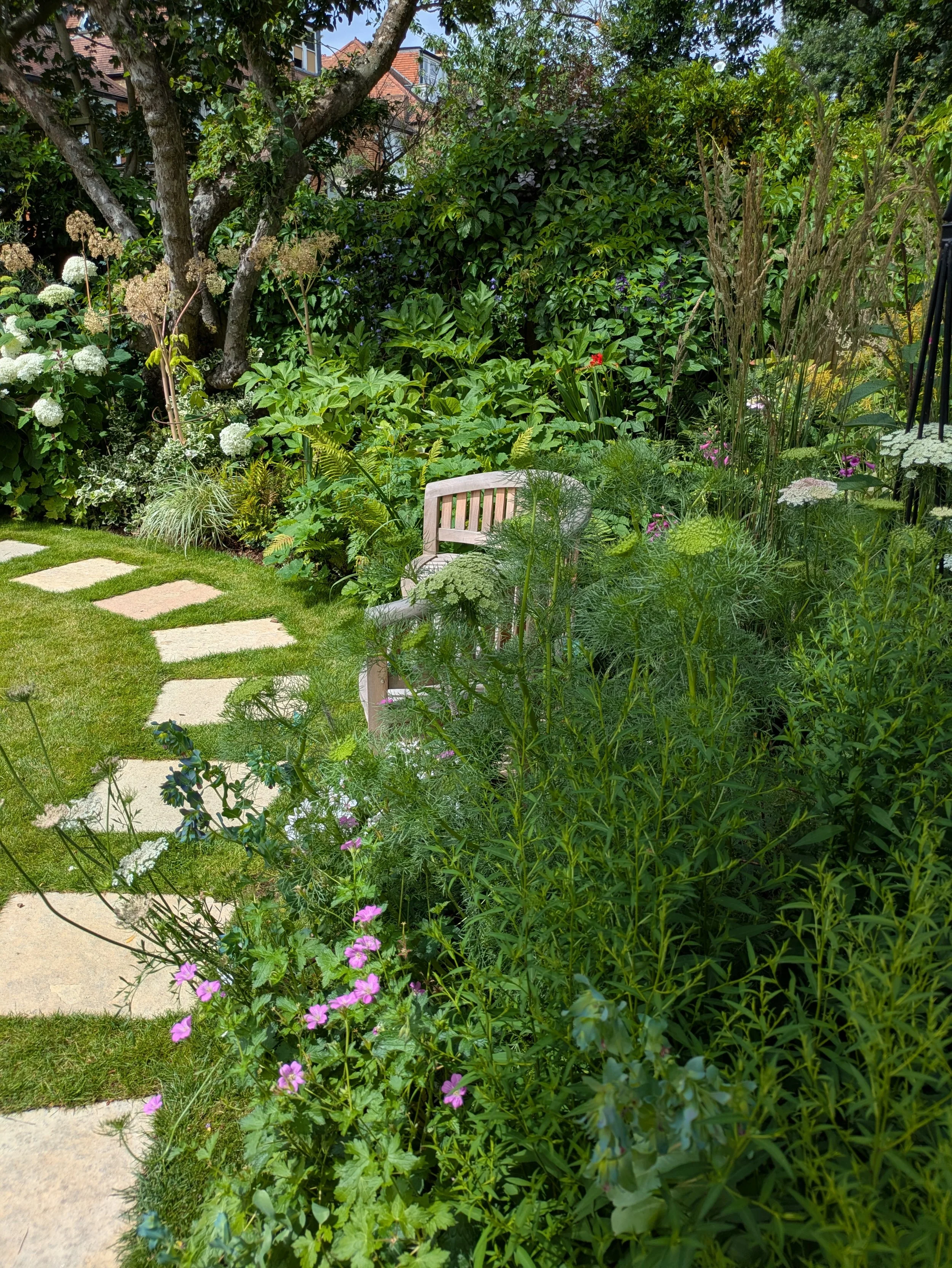 QA_Curved path.jpg