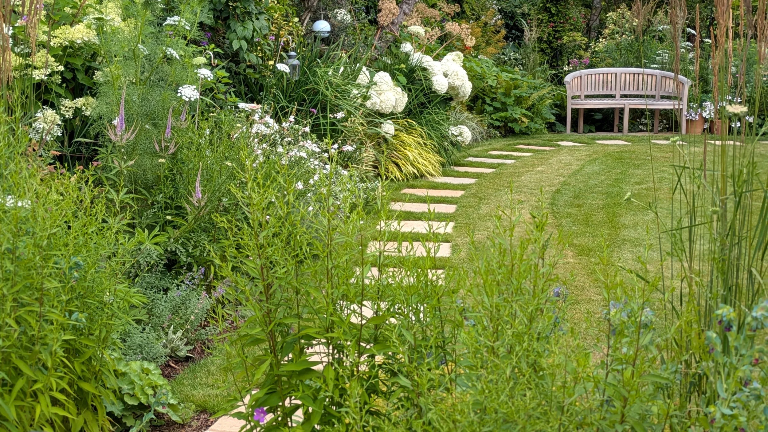 QA_Path to bench crop.JPG