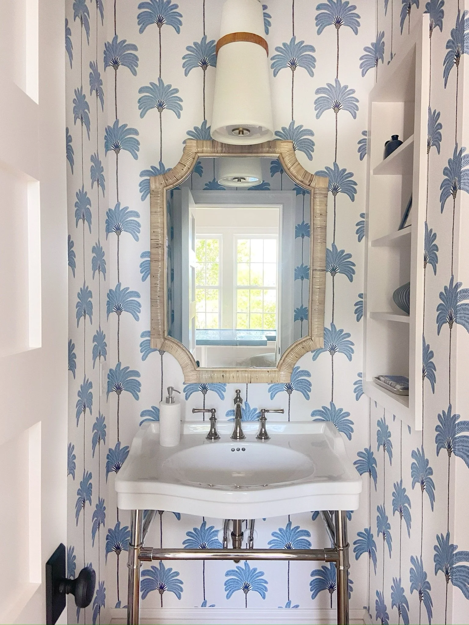 Jewel box moments in the powder bathrooms of some of our projects.

Powder baths are the perfect place for a bolder wallpaper. Since they are smaller, more contained spaces, they invite a sense of drama and personality. Swipe to see a few of our favo
