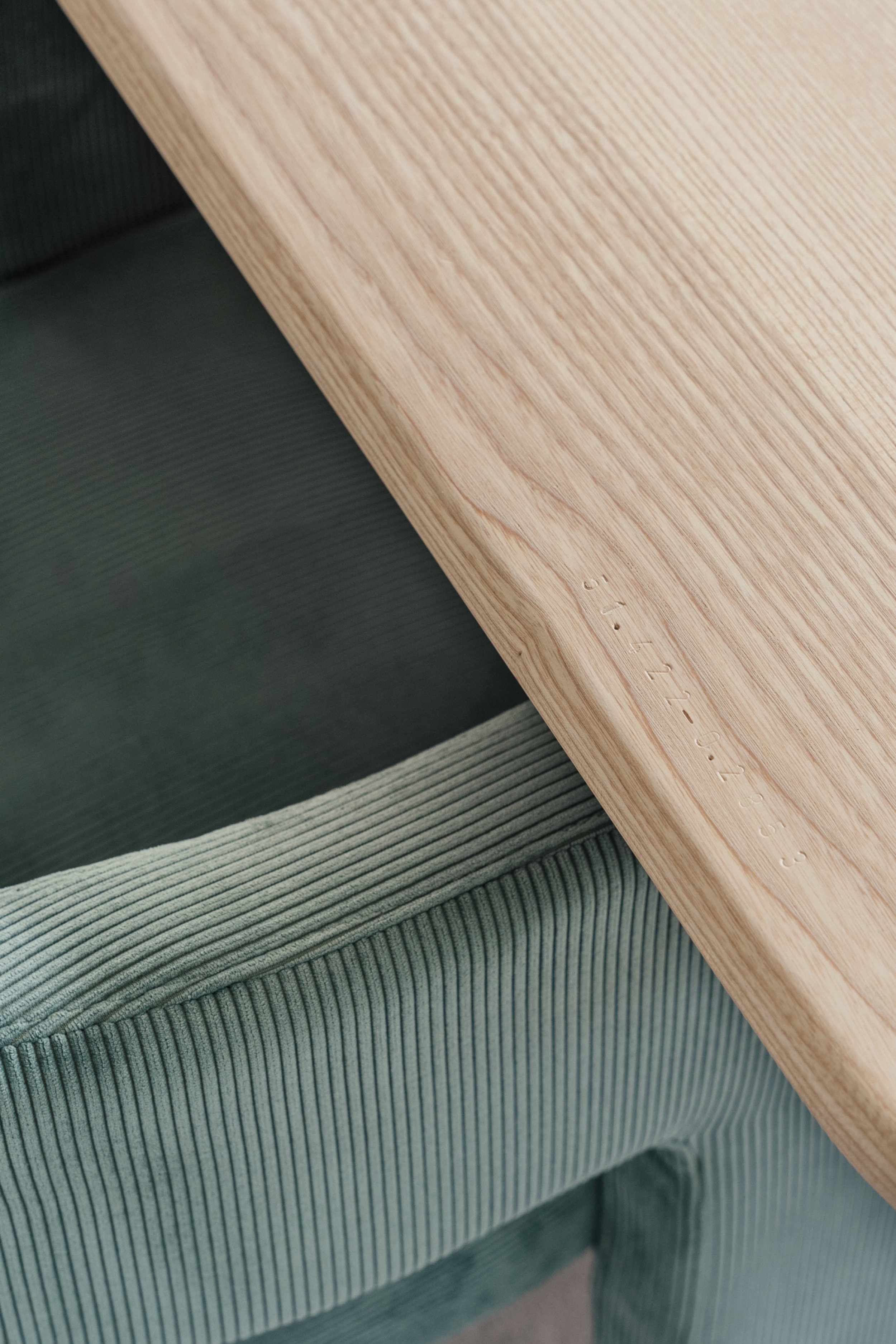 table-walpole-townhouse-detail.jpg