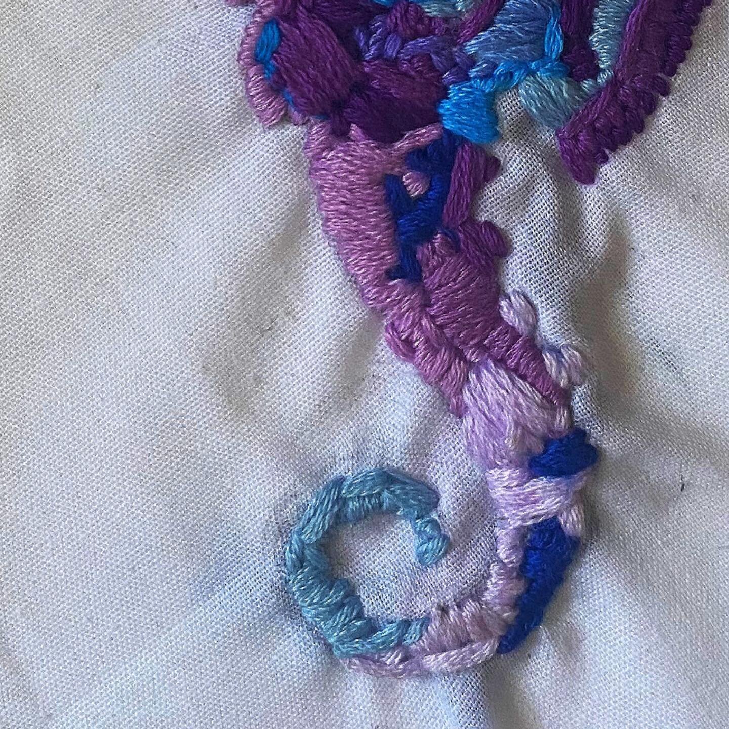 Close up of a freehand seahorse embroidery piece I did for my &lsquo;Sequential Illustration&rsquo; project at uni. 

This project focused on highlighting the troubling use of seahorses in ineffective traditional medical practices.

What&rsquo;s your