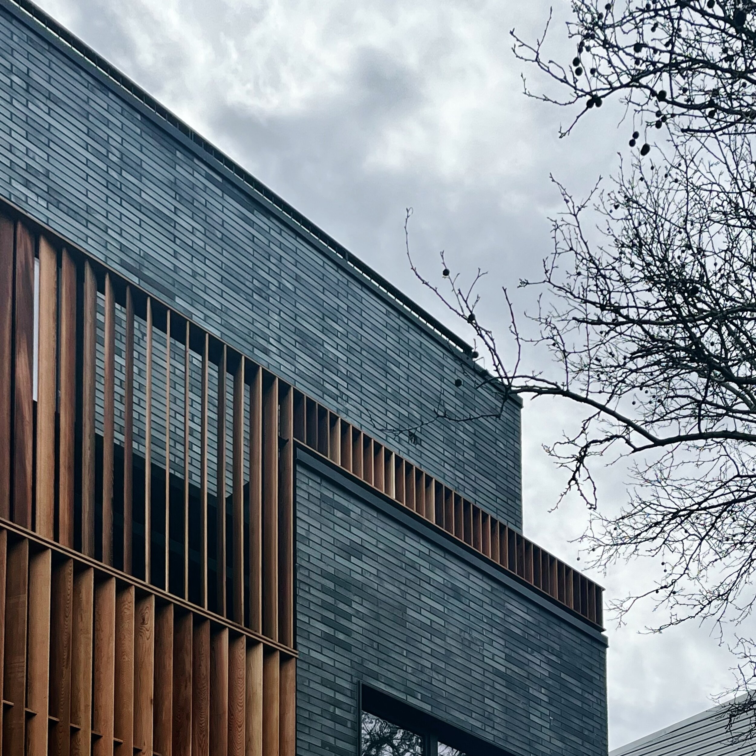 Our #javahaus facade taking shape under a cloudy sky in NYC. 

Follow us for updates of this exciting project. 

#passivehouse #rebuildworkshop #reimagineresponsibly 
.
Design &amp; construction: reBuild Workshop 
.
.
.
.
.
.
. 
#designbuild&nbsp;#re