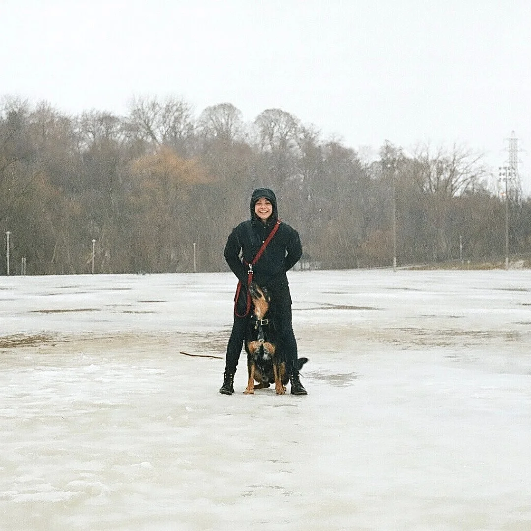 Hi I&rsquo;m Andrea! 

I run For The Dogs, the dog behaviour and training business behind this instagram account. 

Would you like to know one of the biggest reasons why I do what I do?

I think there is so, SO incredibly much to gain from decenterin