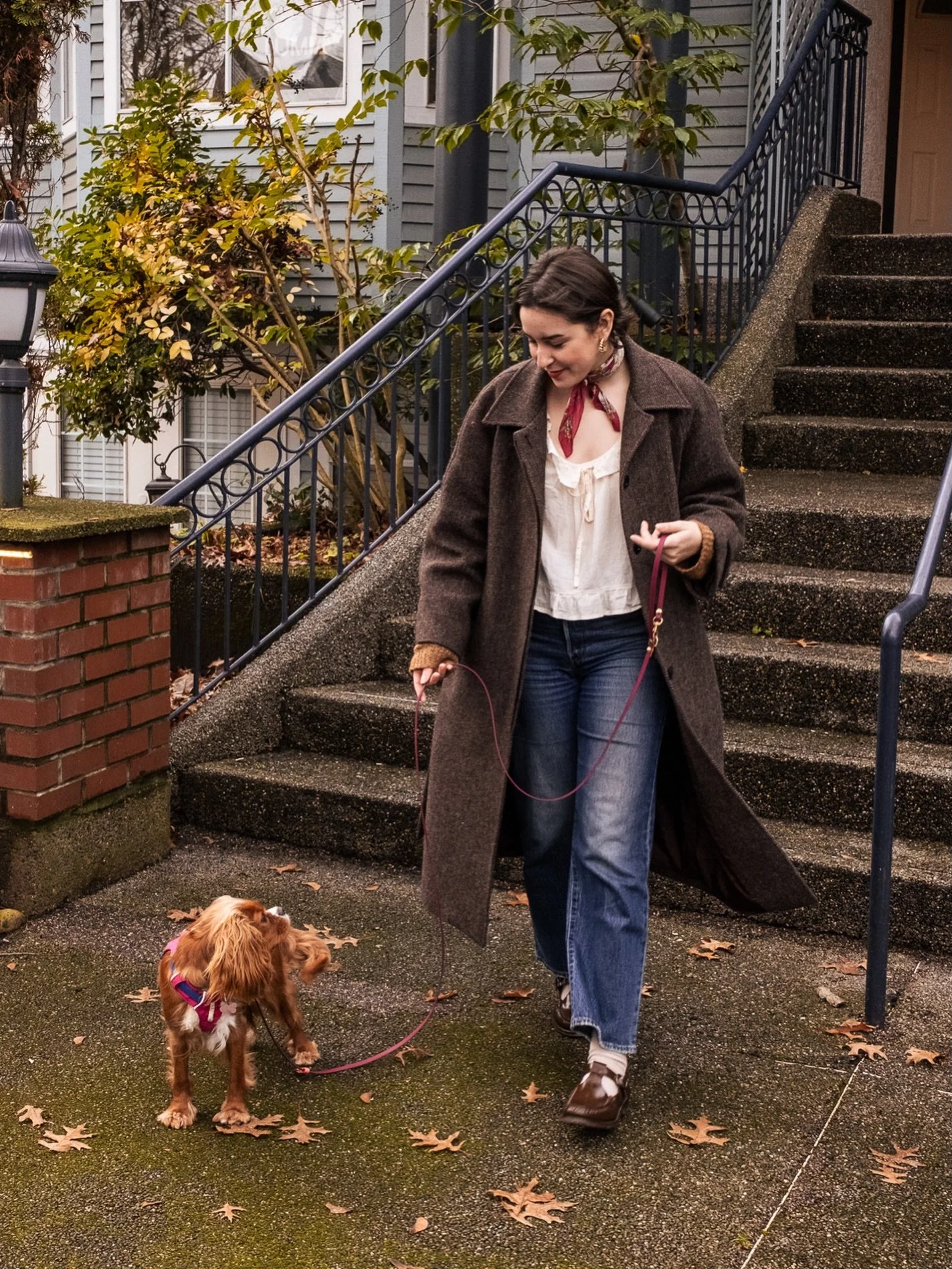 Meet the Everyday 8-foot Leash designed for small dogs! With lighter hardware and extra sleek 3/8&rdquo; biothane, Anna and Kora are showing off the stunning wine with coral details.
Hand made by me in Vancouver, DM for delivery across Canada or loca