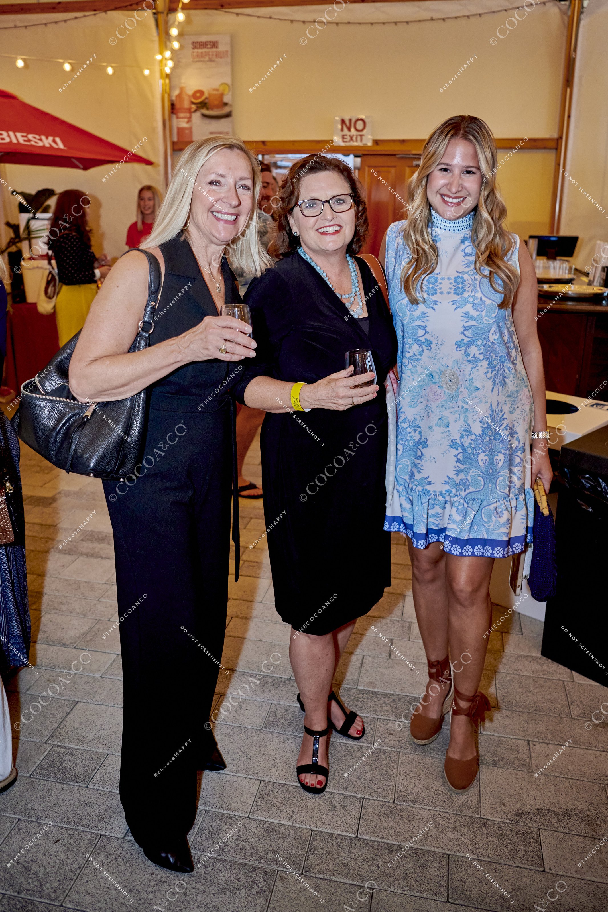 20_Blog_VIP Reception_Event Photography_Newport Boat Show_Cocoa and Co._2023-09-14.jpg