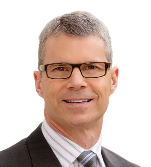 “Through every obstacle, Michael remained calm, strategic, and laser‑focused on our goal. What impressed us most was his ability to anticipate problems before they surfaced.”