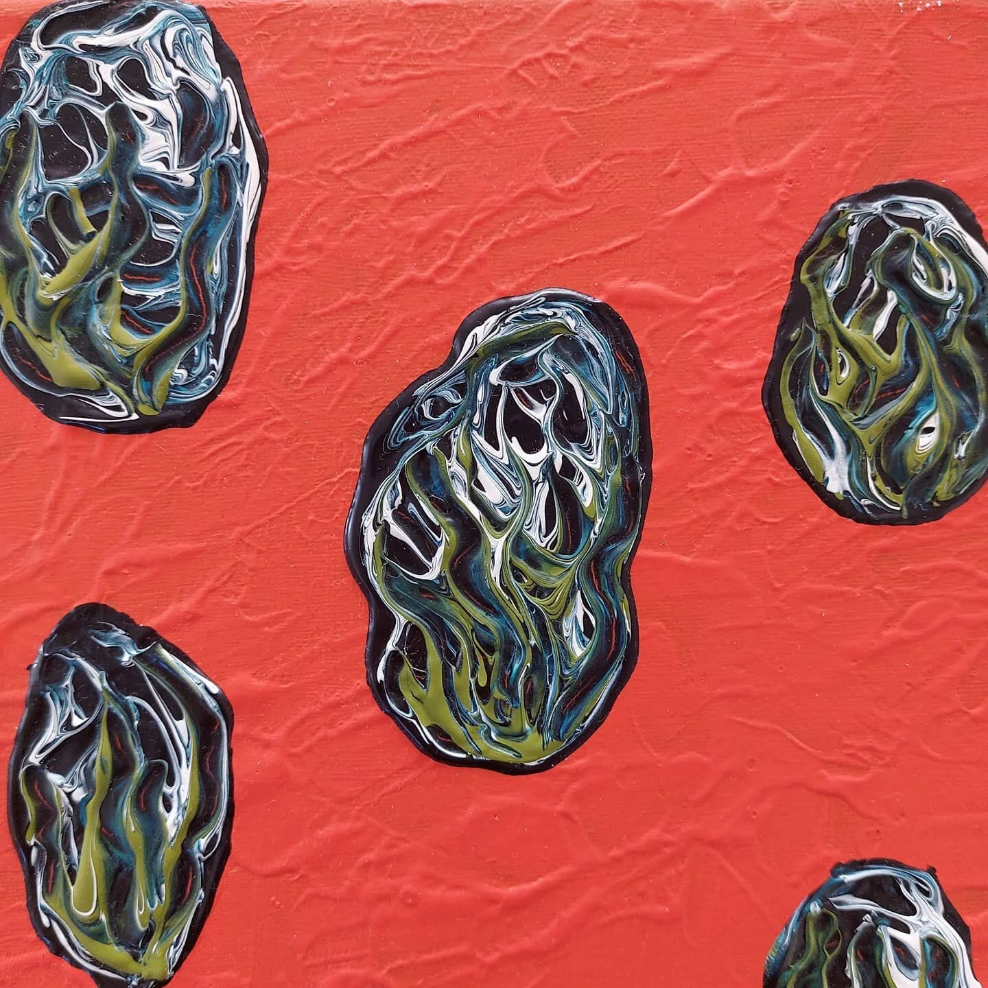 More oysters. Acrylic on canvas, 20x20cm. 
.
.
#luutchstudio #supportsmallbusiness #createeveryday #createdonthate #createforgood #creativesoul #irishart #irishartmart #femaleartist #irishwomeninart #dublinartlife #feminineenergy #sea #newwork #artfo