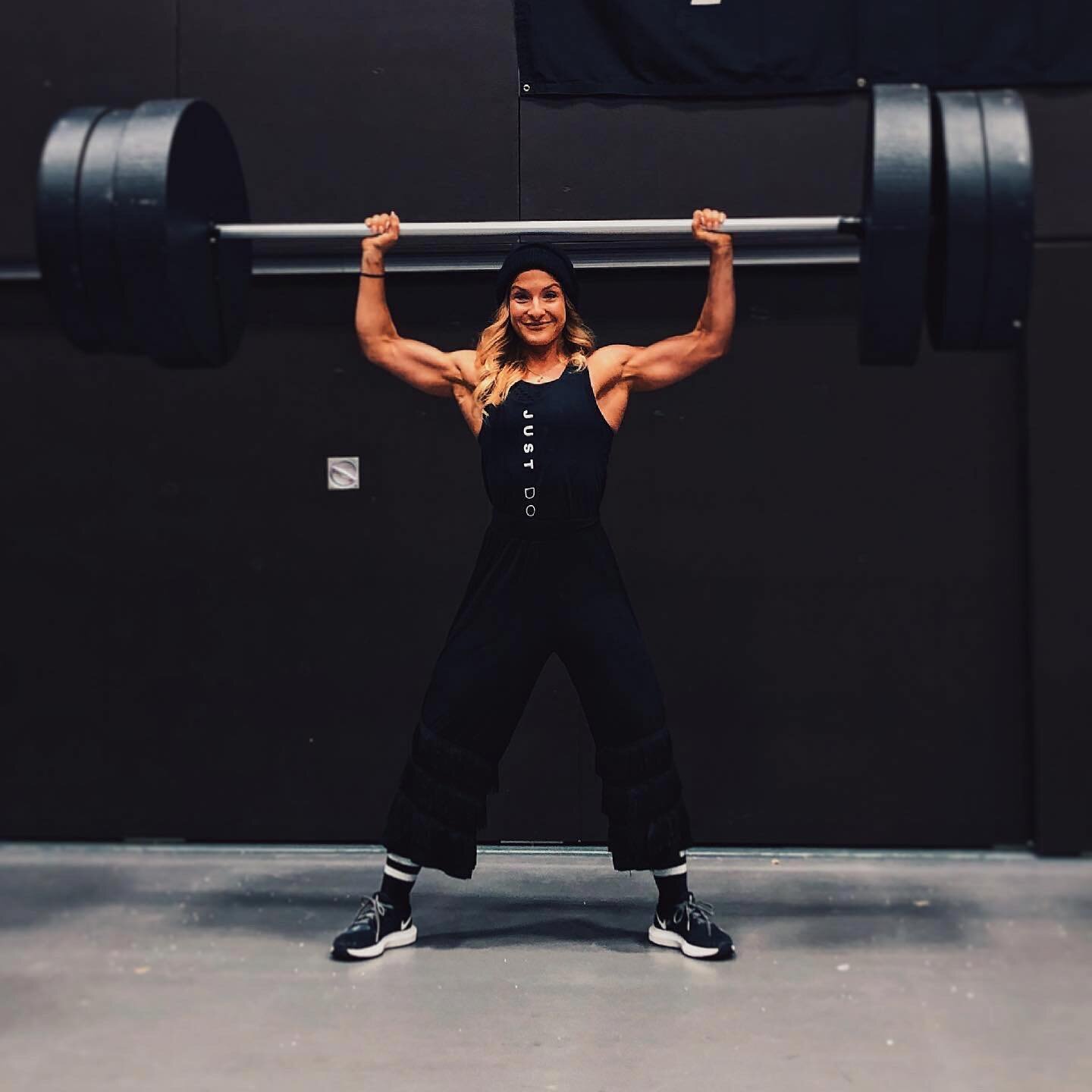 Just do it , just start somewhere. Today is as good a Day as any other so give it a go and make a new big step on the road to becoming the best version of yourself. 🍀💪🥰
It is all about Self-love and Self-care , all the little routines we build in 