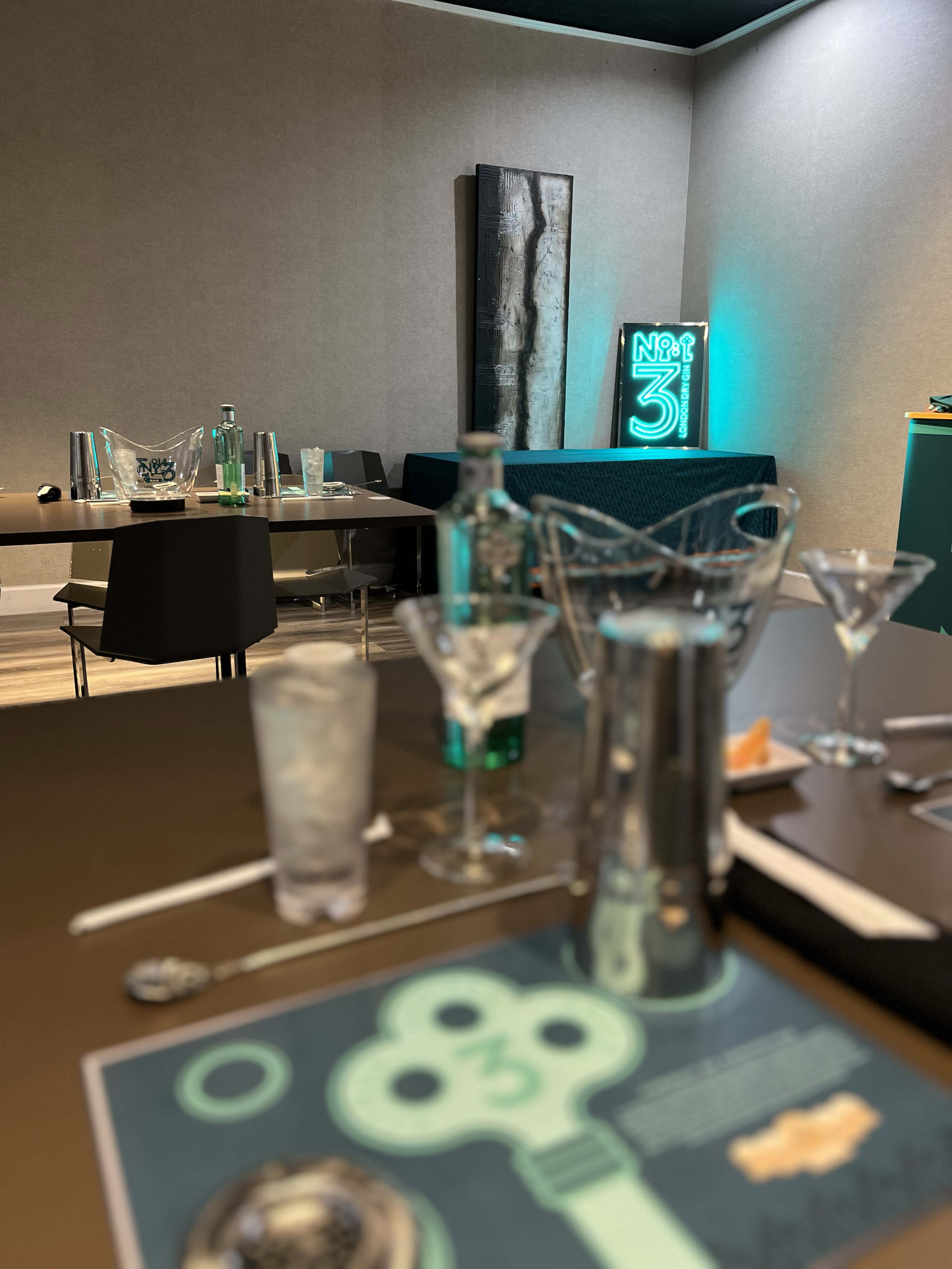 Craft Cocktail Class at Gochi in our exclusive private room for a hands-on craft cocktail experience. Learn the secrets behind our signature flavors in an intimate setting.