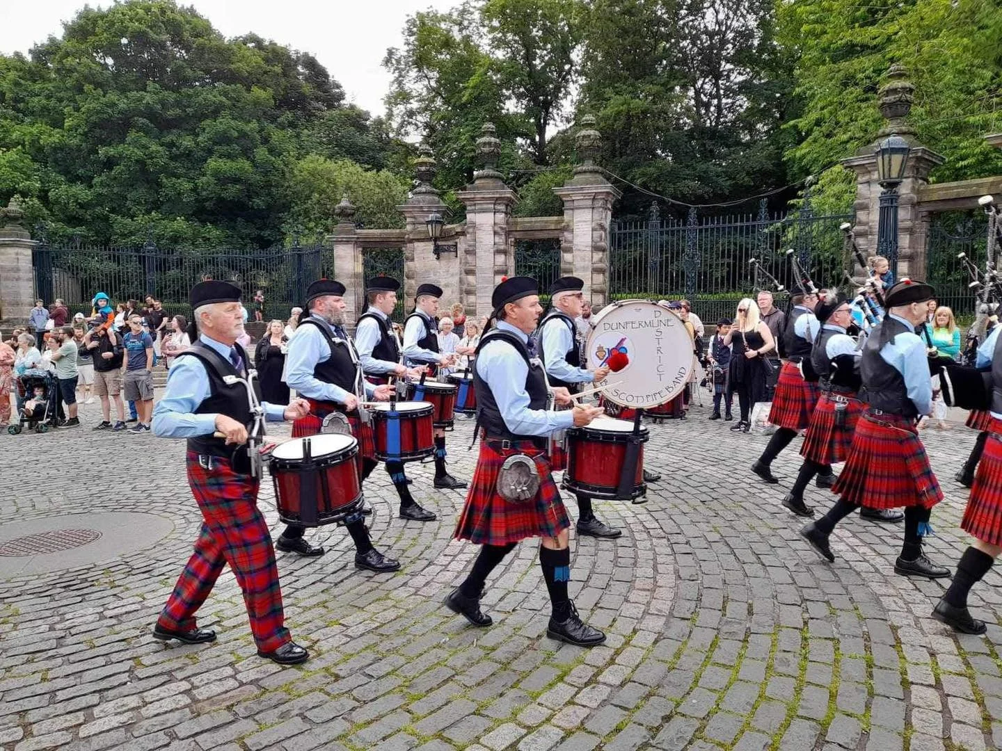 Dunfermline Pipe Band - new kilts in the Dunfermline City Tartan.