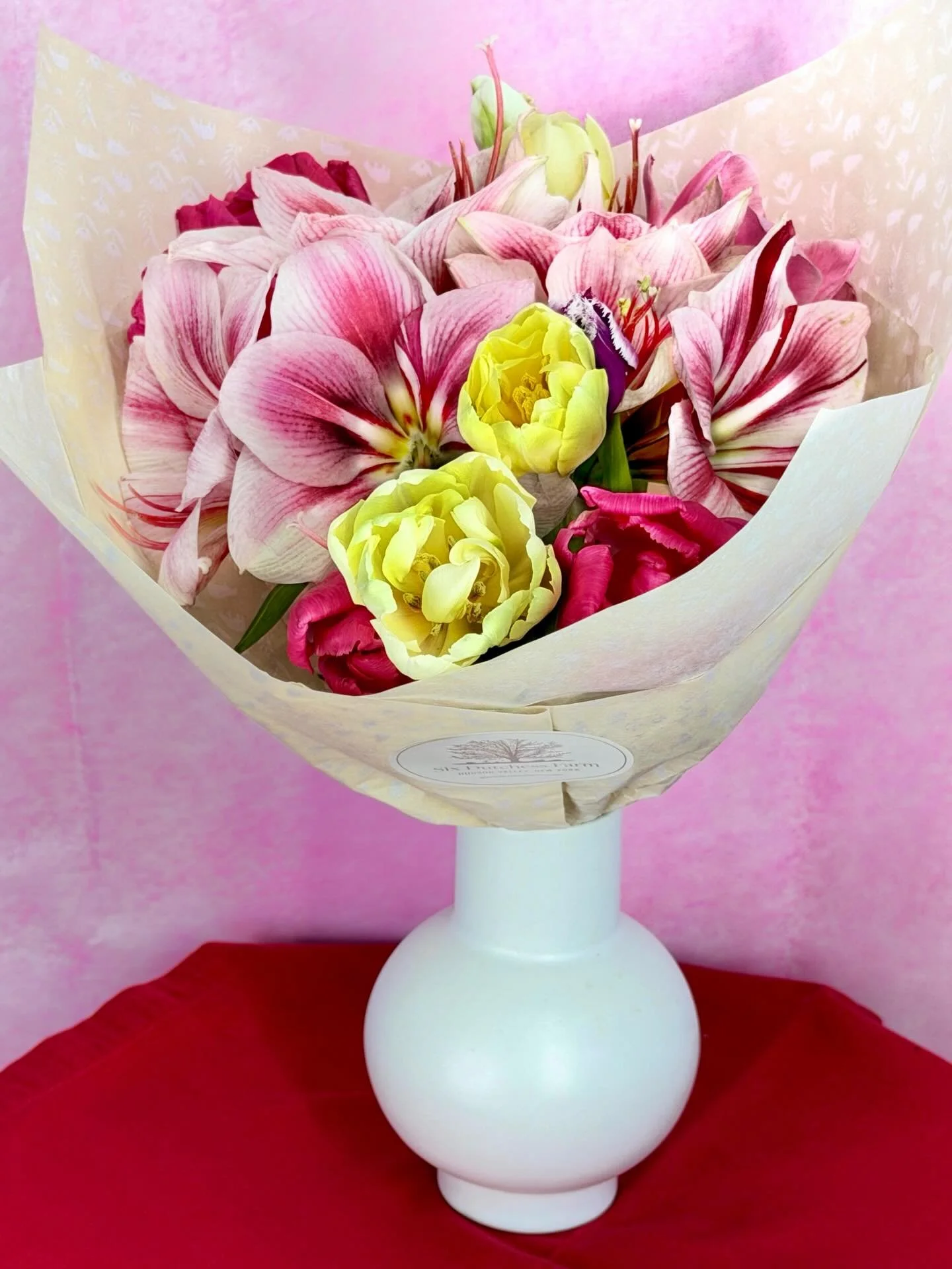 Hello, Friends! 💕 the season of love is here, and we&rsquo;ve got some gorgeous Hudson Valley-grown specialty winter tulips for you and your beloved. All grown naturally, small-batch + hand-harvested on our family farm in Dutchess County, NY. 

Whet