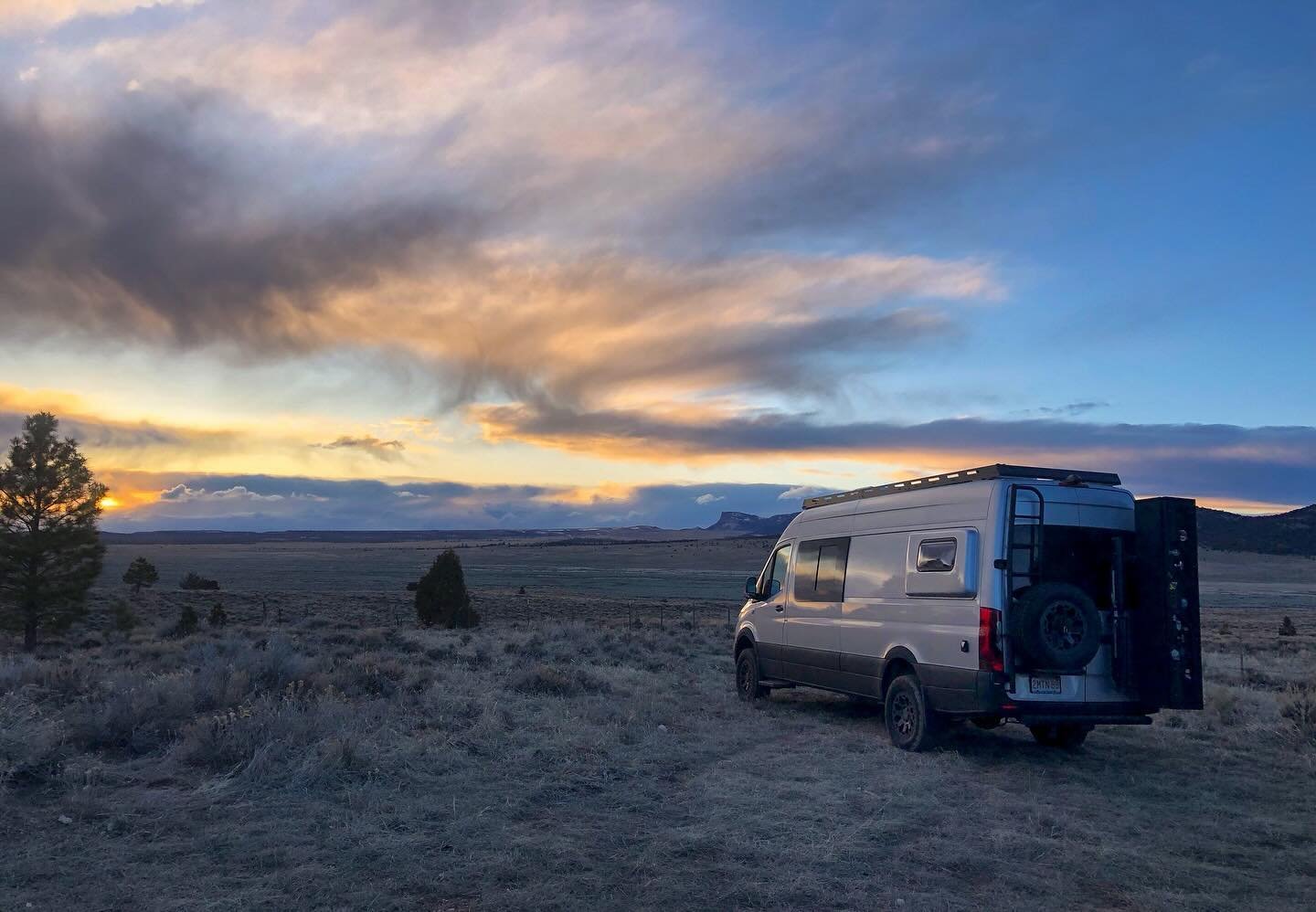 Live your life to the fullest - On the road with a Nirvana Upfitters van! ✨🚐✨
Enjoy sunsets, sunrises, &amp; views from the comfort of your van, wherever you choose! 
⠀⠀⠀⠀⠀⠀⠀⠀⠀
Thanks to our customers for this beautiful photo as they adventure acros