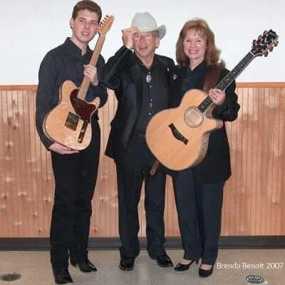 Diane with Charlie Louvin and Ben Hall before an Opry spot!