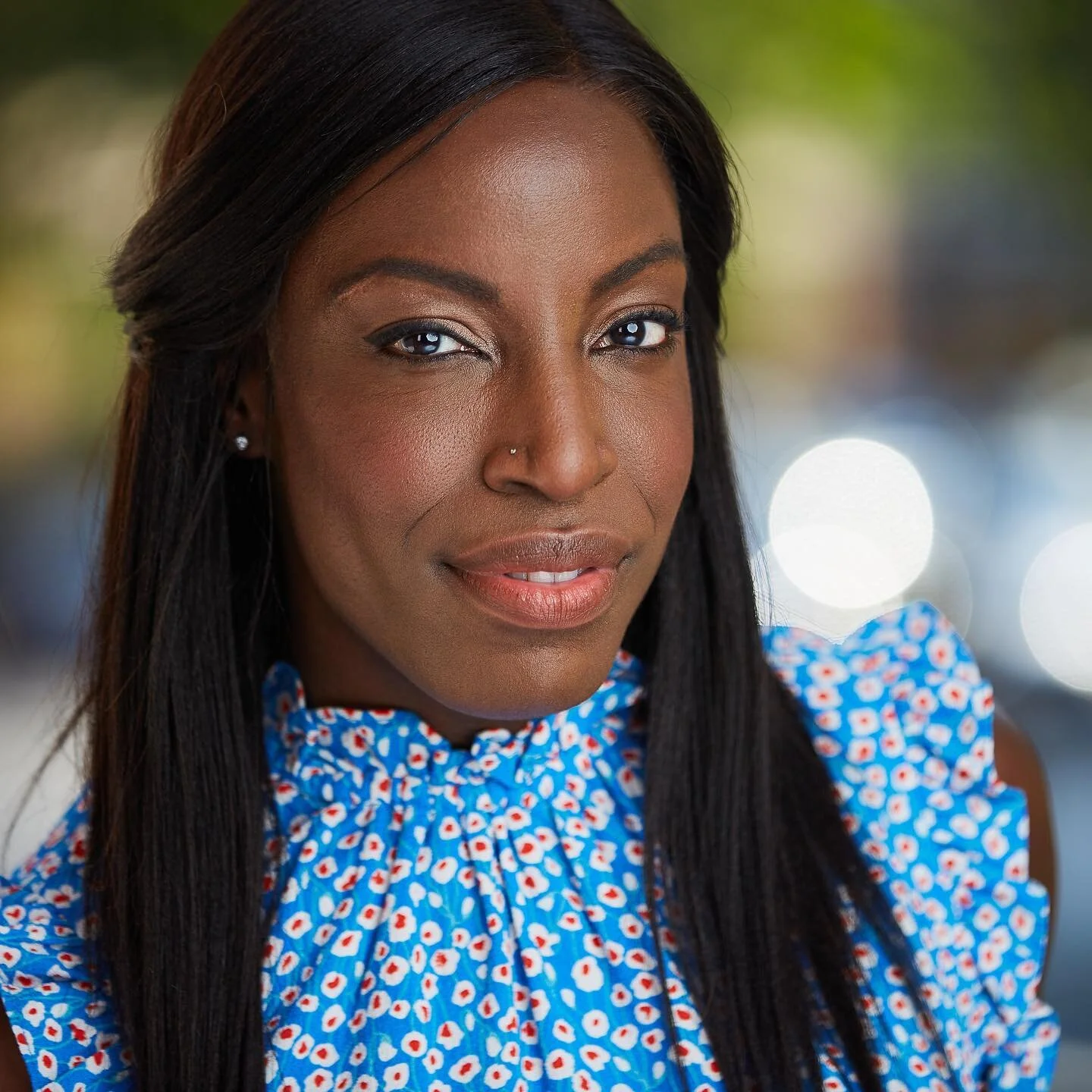 Just casually dropping another one of my favs from my session with @petercarrierphotography. 😌 Still OBSESSING over these shots, but mostly understanding how getting CLEAR and SPECIFIC in your archetype (and not cutting corners lol 🤦🏾‍♀️) gets