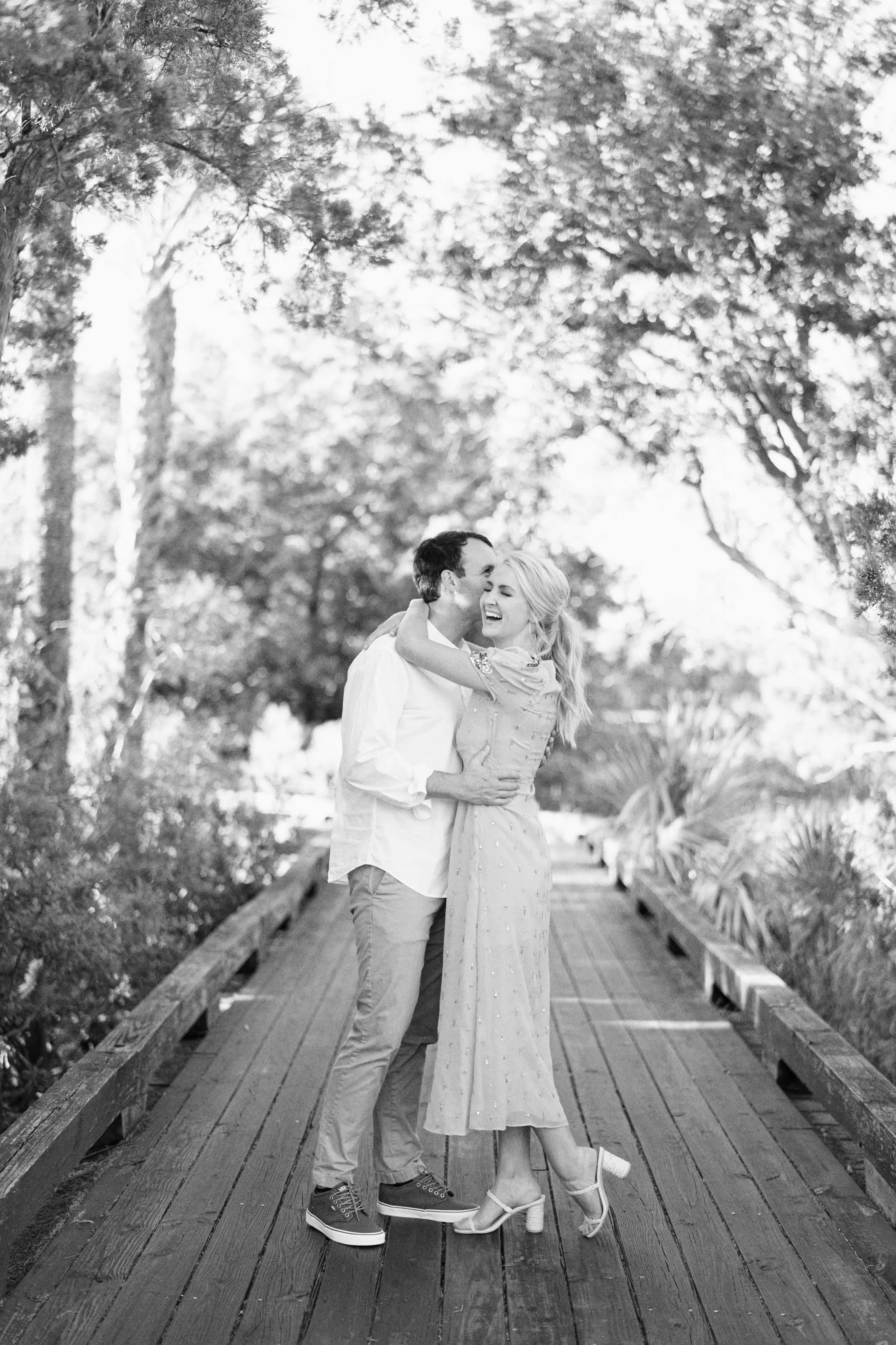 charleston-isle-of-palms-beach-engagement-photography-031.jpg