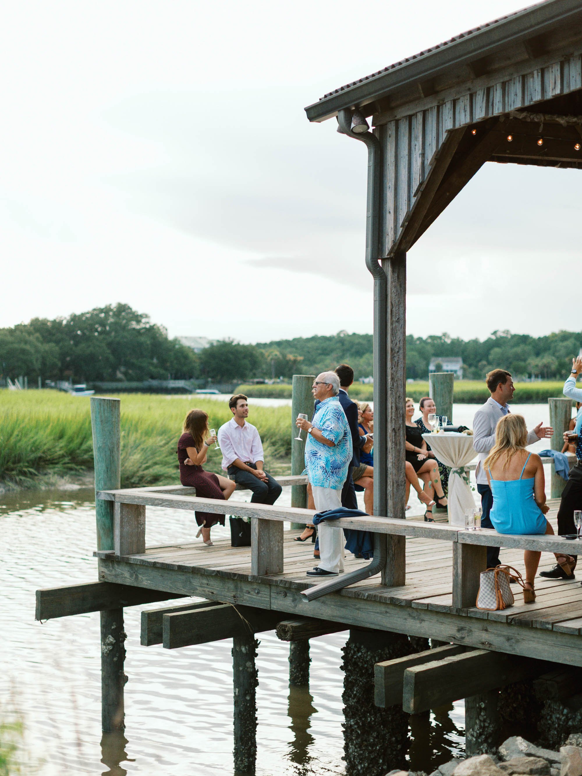 boone-hall-charleston-summer-wedding-photos_022326_00080.jpg