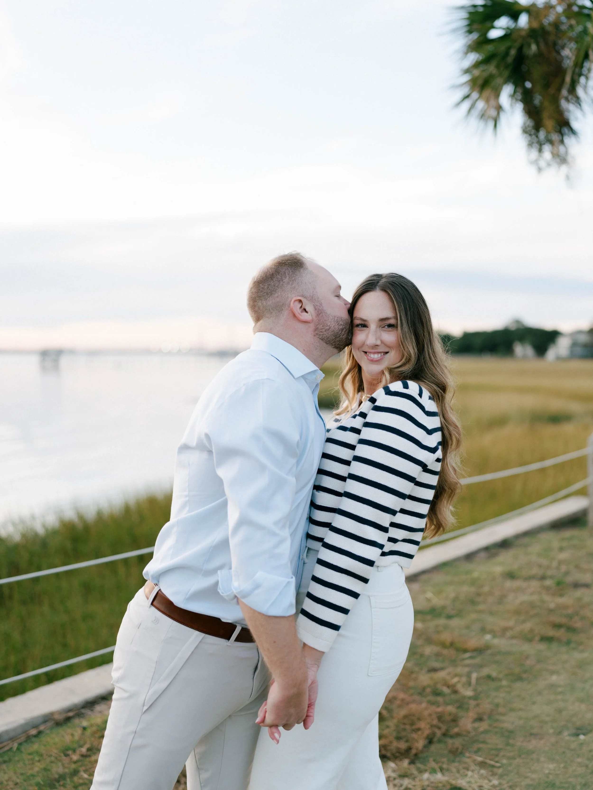 downtown-charleston-engagement-session-meg-andrew-047.jpg