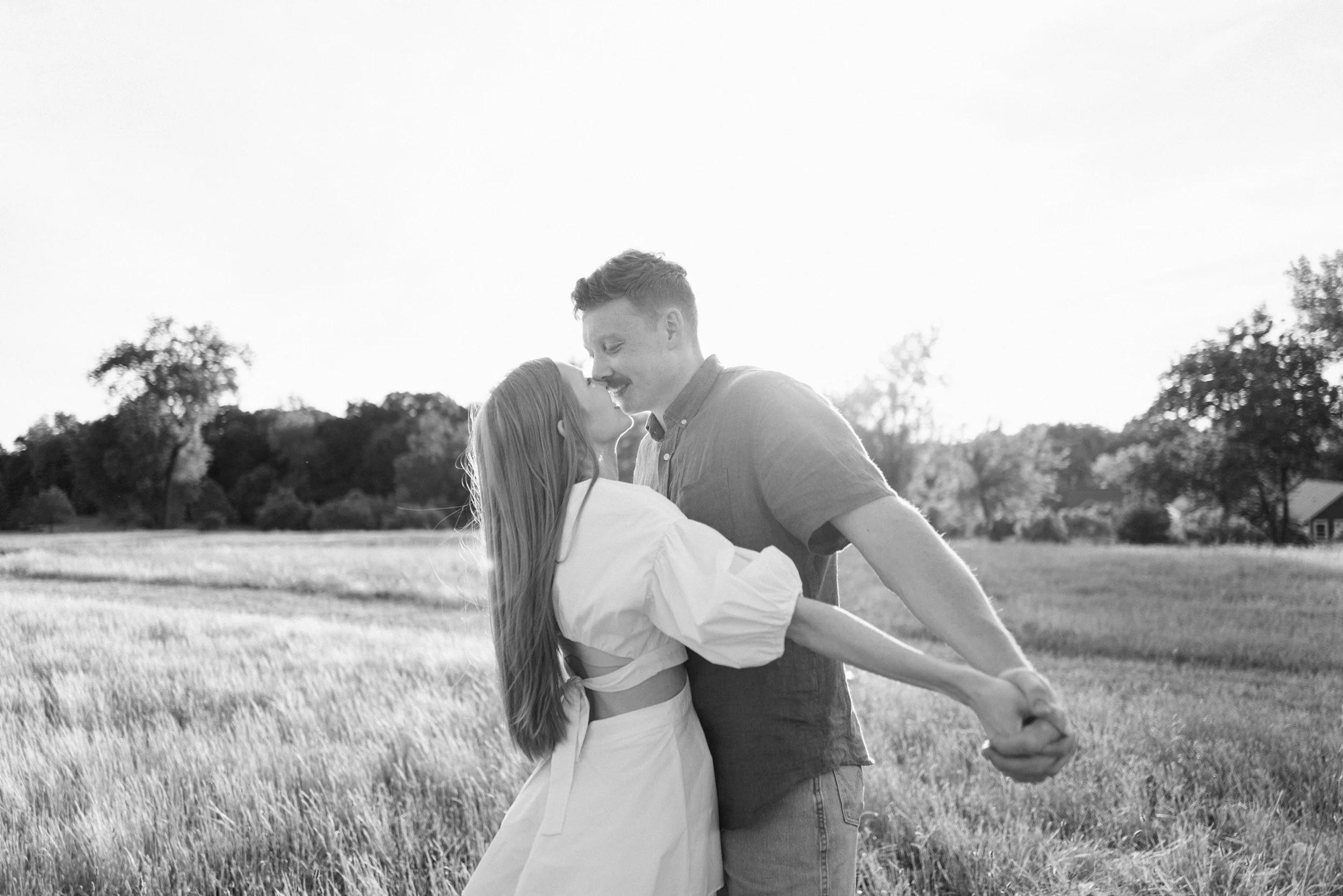 charlotte-engagement-photos-field-_082423_00088.jpg