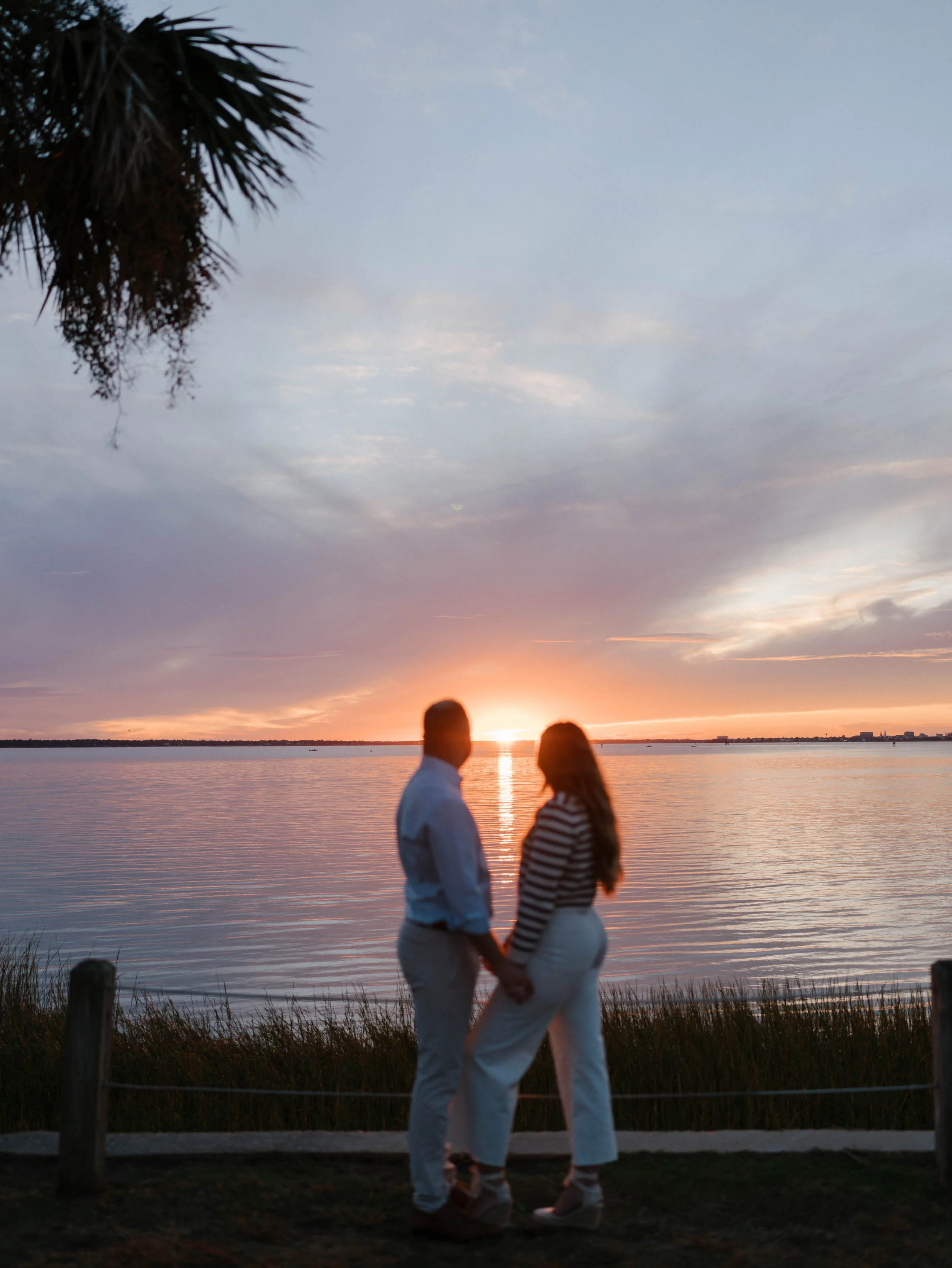 downtown-charleston-engagement-session-meg-andrew-055.jpg