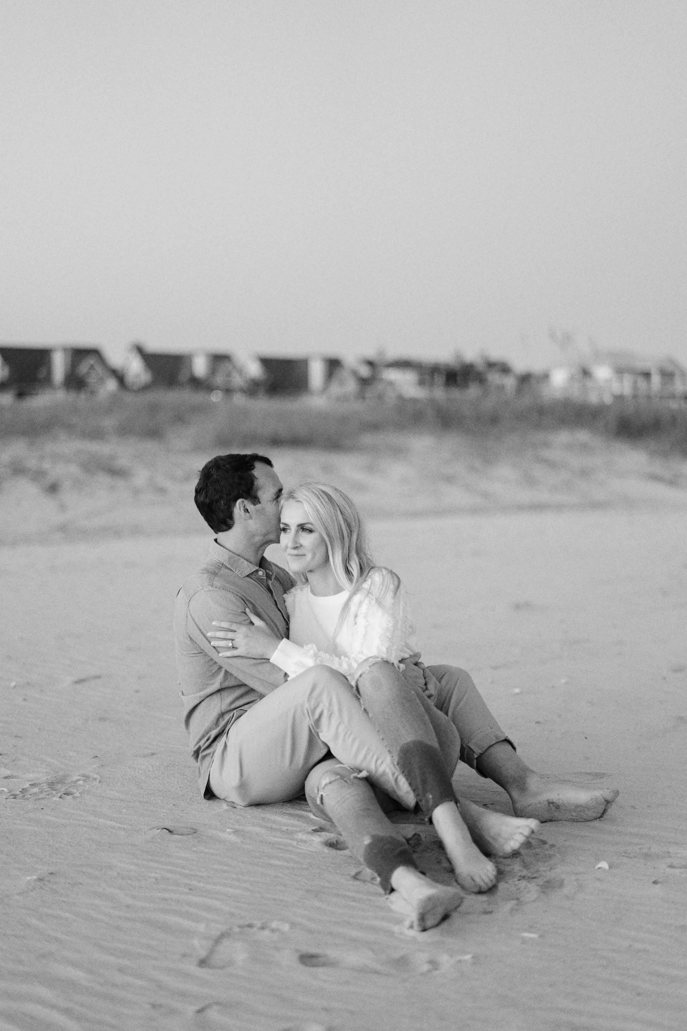 charleston-isle-of-palms-beach-engagement-photography-027.jpg