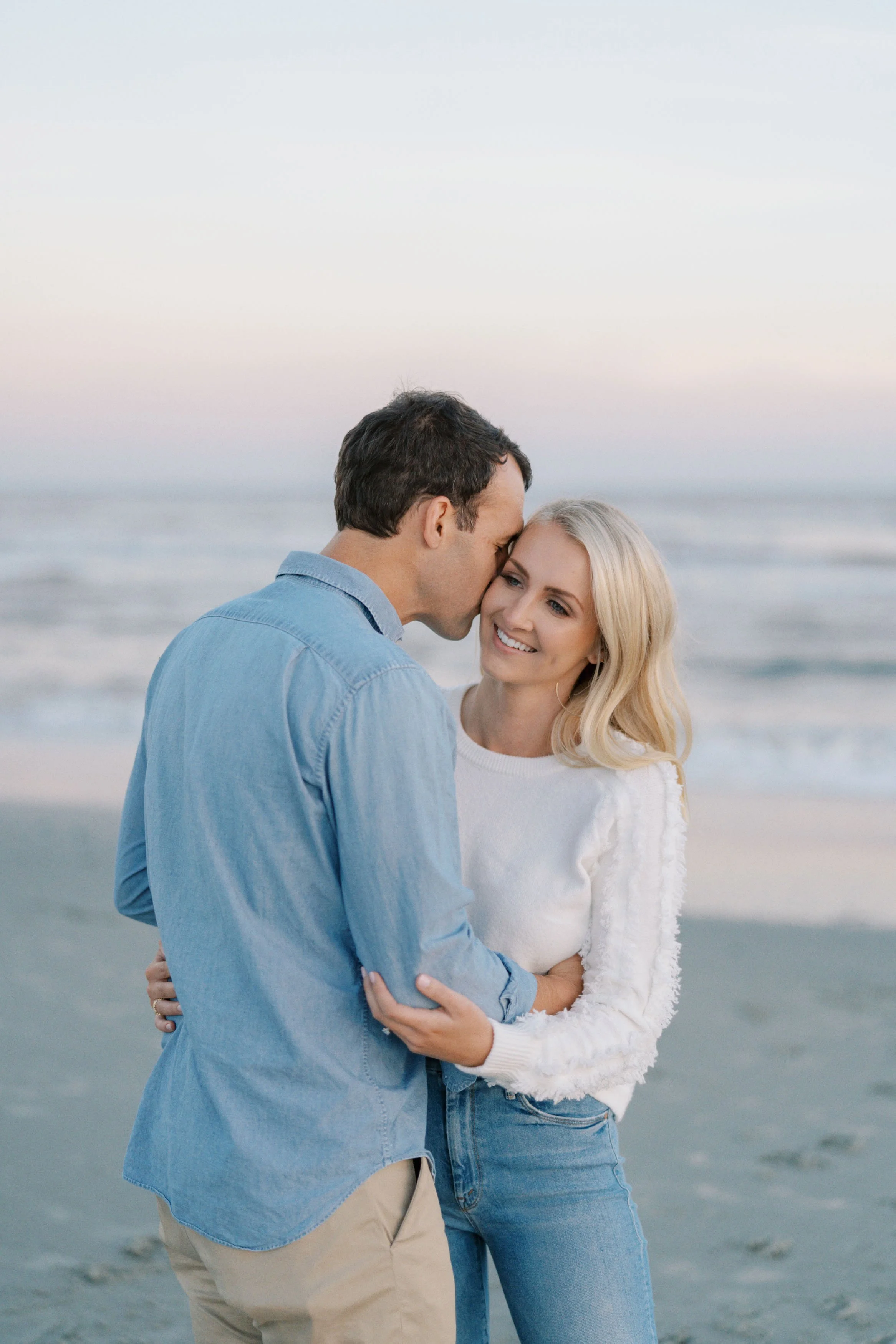 charleston-isle-of-palms-beach-engagement-photography-002.jpg