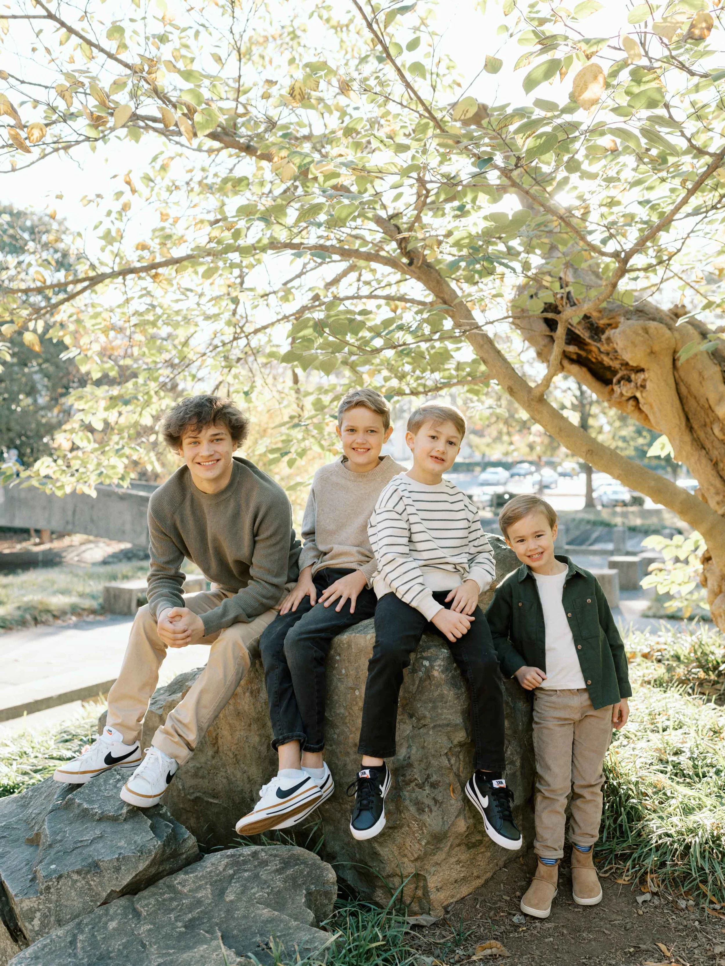 uptown-charlotte-family-photography-bennett-003.jpg