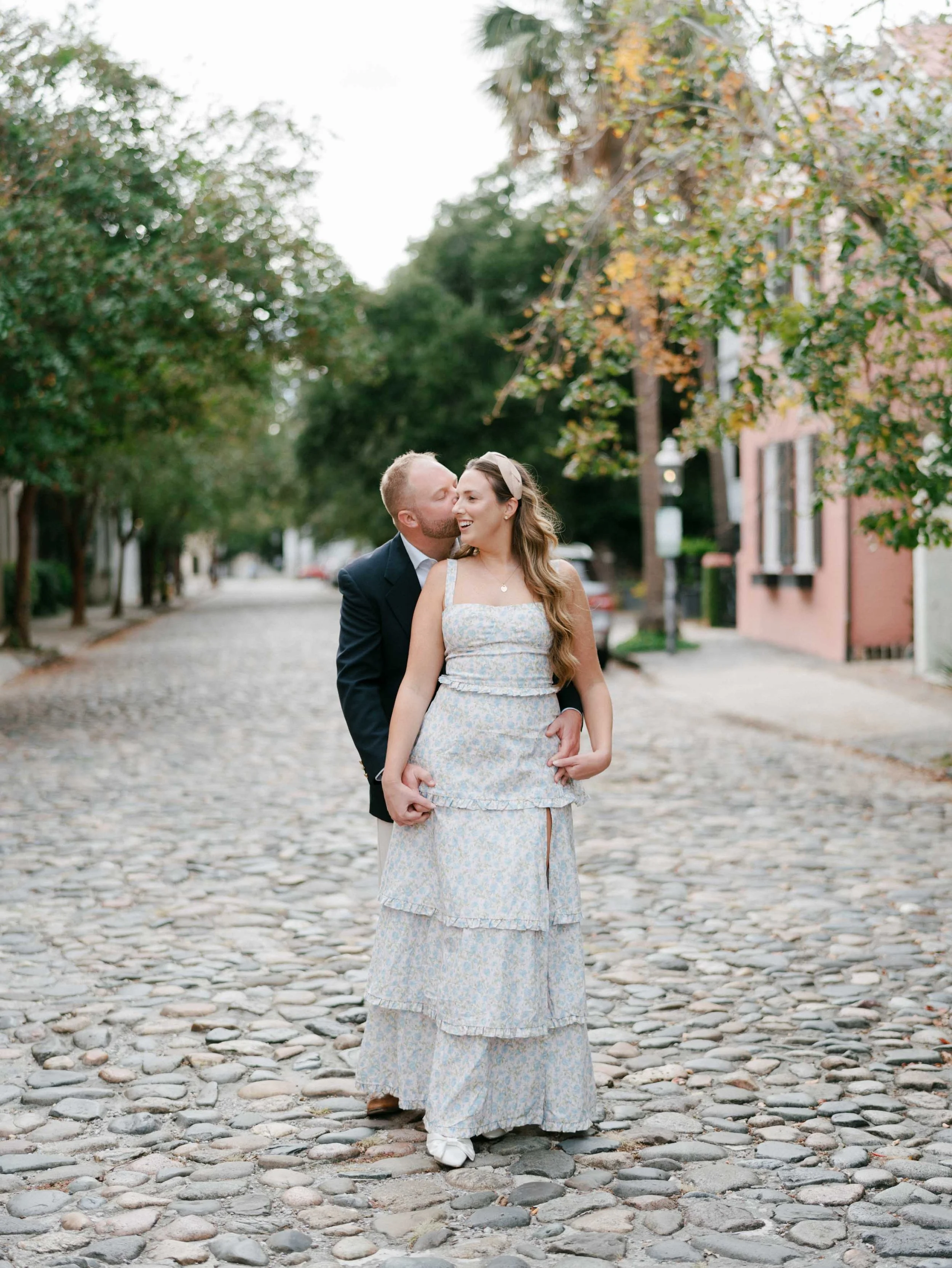 downtown-charleston-engagement-session-meg-andrew-031.jpg