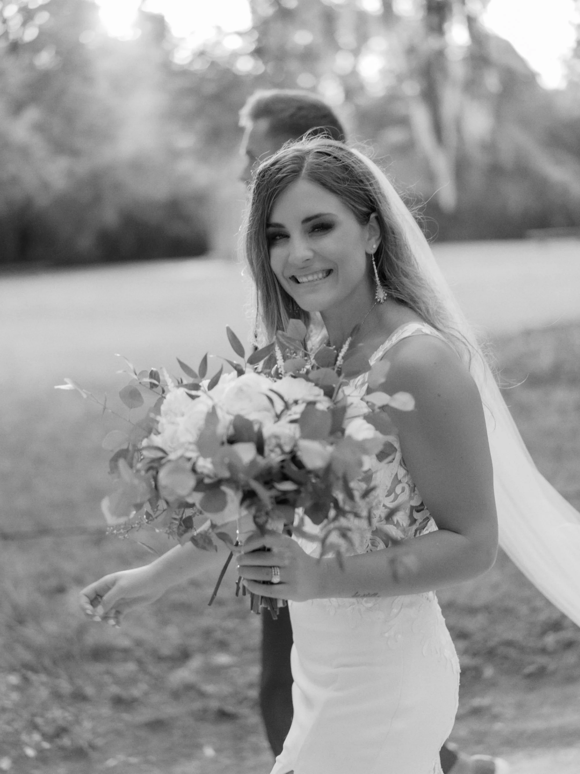 boone-hall-charleston-summer-wedding-photos_022326_00091.jpg