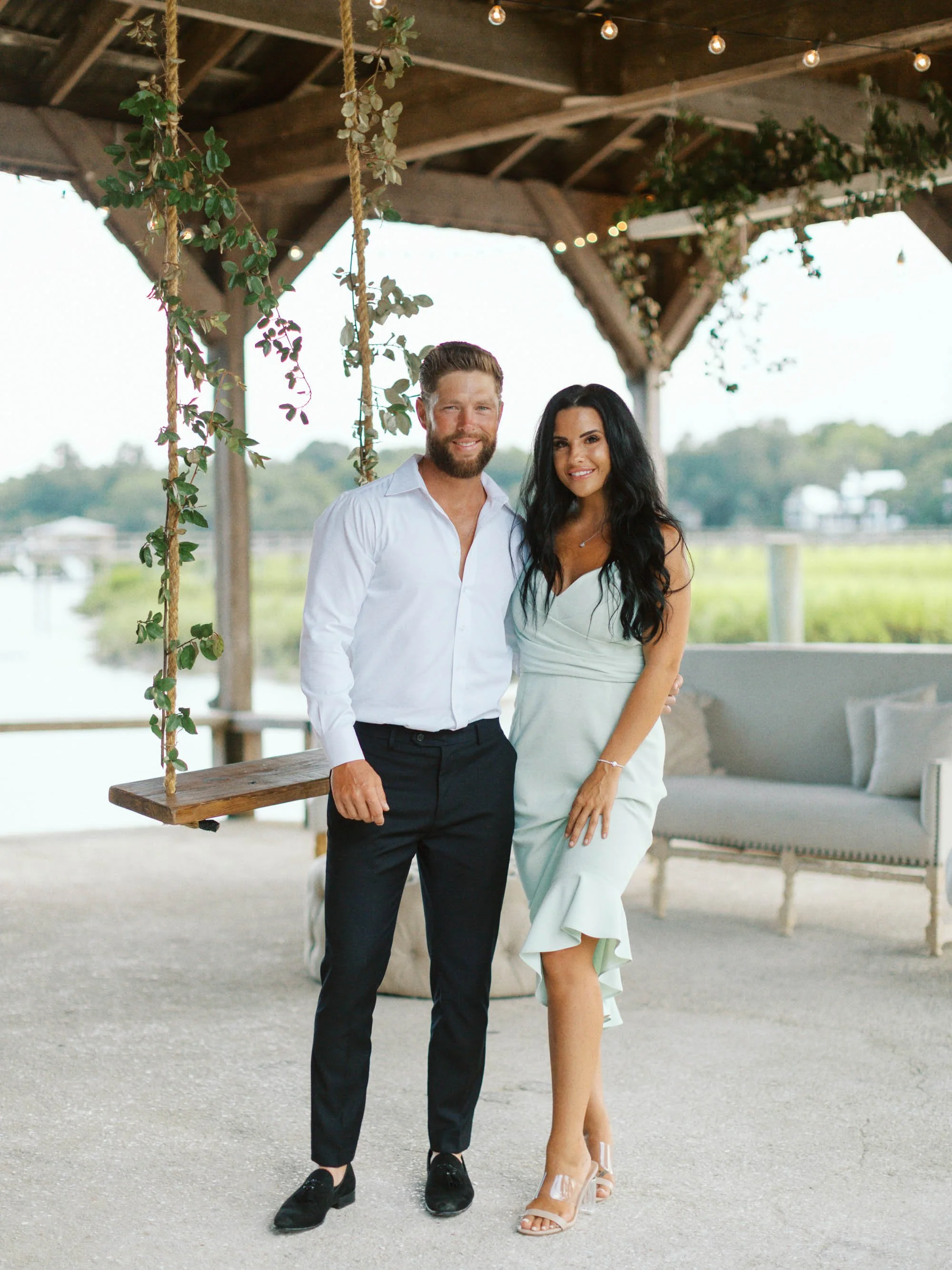 boone-hall-charleston-summer-wedding-photos_022326_00077.jpg