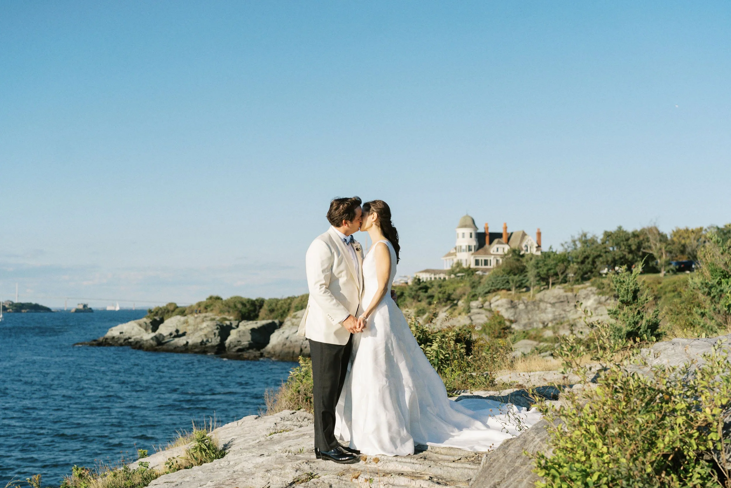 castle-hill-inn-wedding-newport-ri-_022426_00091.jpg