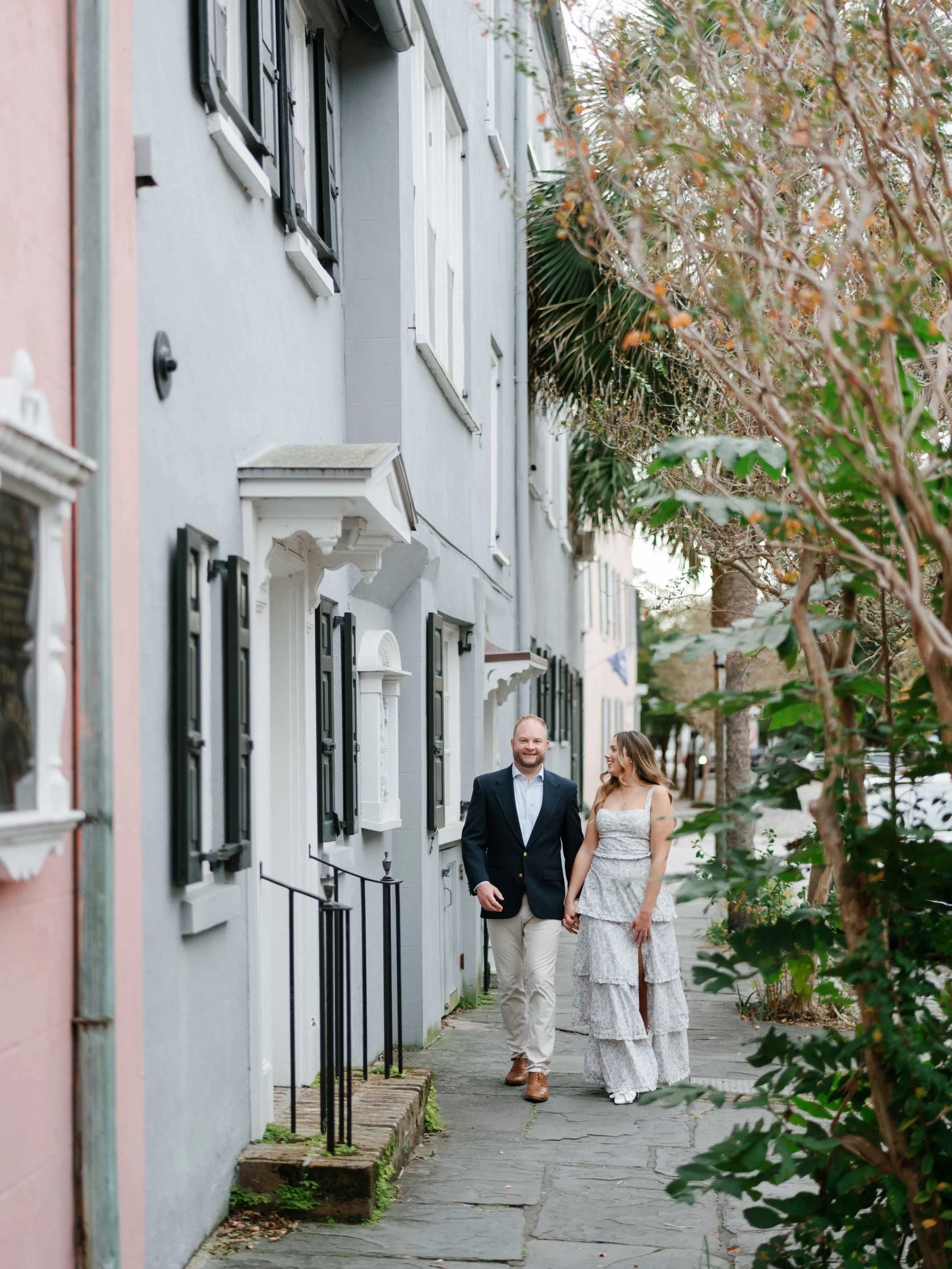 downtown-charleston-engagement-session-meg-andrew-027.jpg