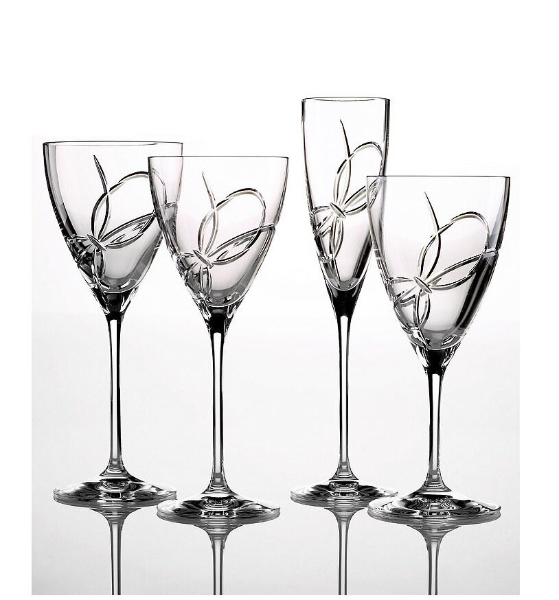 Vera Wang Love Knot stemware