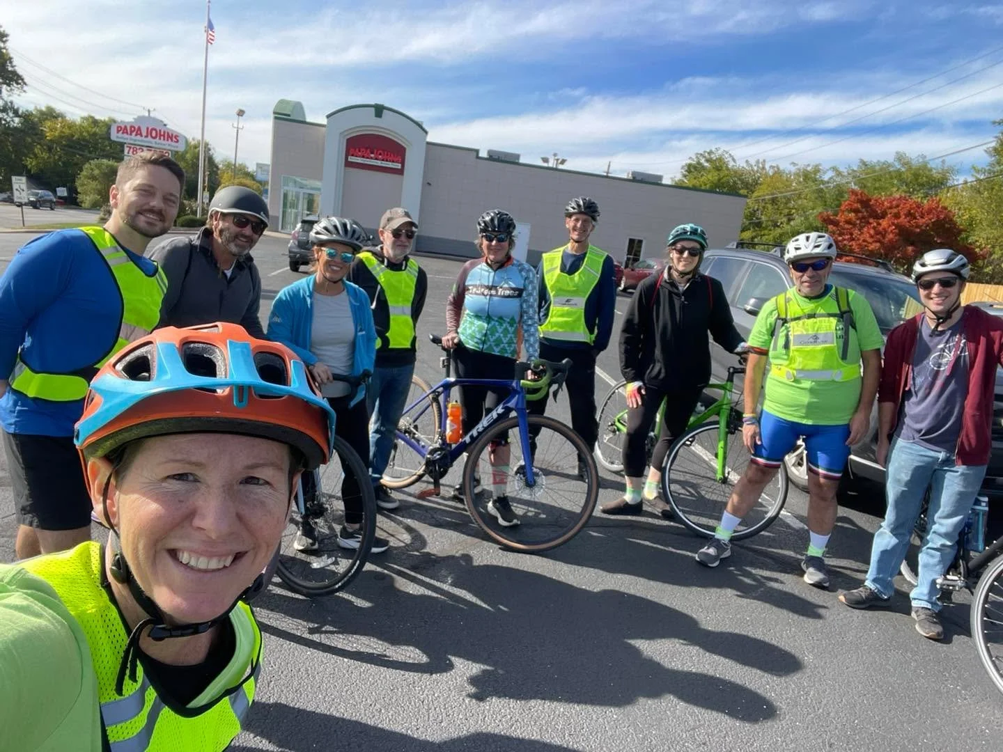 Thanks to all who joined us for the Southside Ride on Sunday. 60 degree weather and beautiful fall foliage made this the perfect way to celebrate Southside United for Indy Trails 1st birthday.