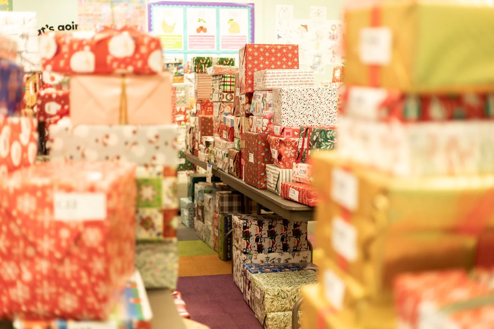 We just received a warm email from Jubilee Reach. This Christmas, love showed up in quiet but powerful ways. Through Jubilee Elves, 15 local families were supported by Anthem Church, and across the broader effort 650 families and 1,400 children exper