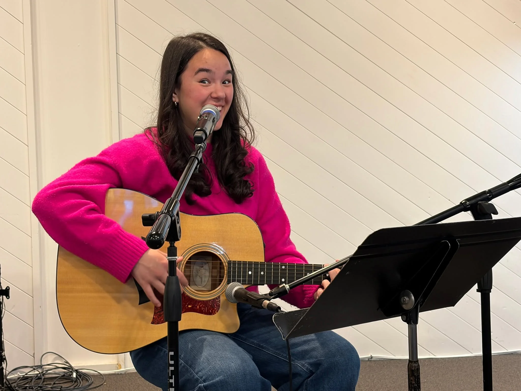 Proud of Eloise for leading worship. 

So encouraging to see how God is growing and developing her as she uses her gifts to serve.

A student at Issaquah High School, she loves helping lead others in worship. Grateful for all the young people who are