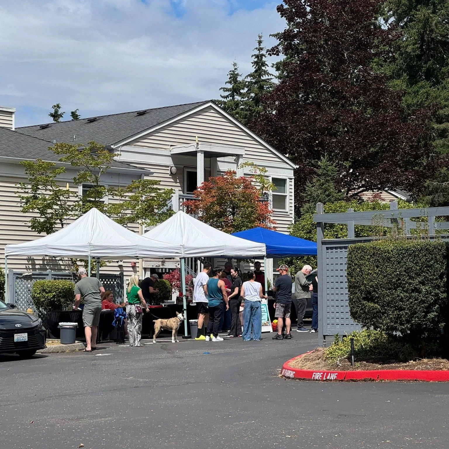 🍔❤️ Loving our neighbors, one burger at a time.

Last weekend, Carl and Annabelle opened their home and welcomed 43 neighbors for a community BBQ and working with their HOA too. With about 11 people from Anthem serving alongside them, it was a fun a