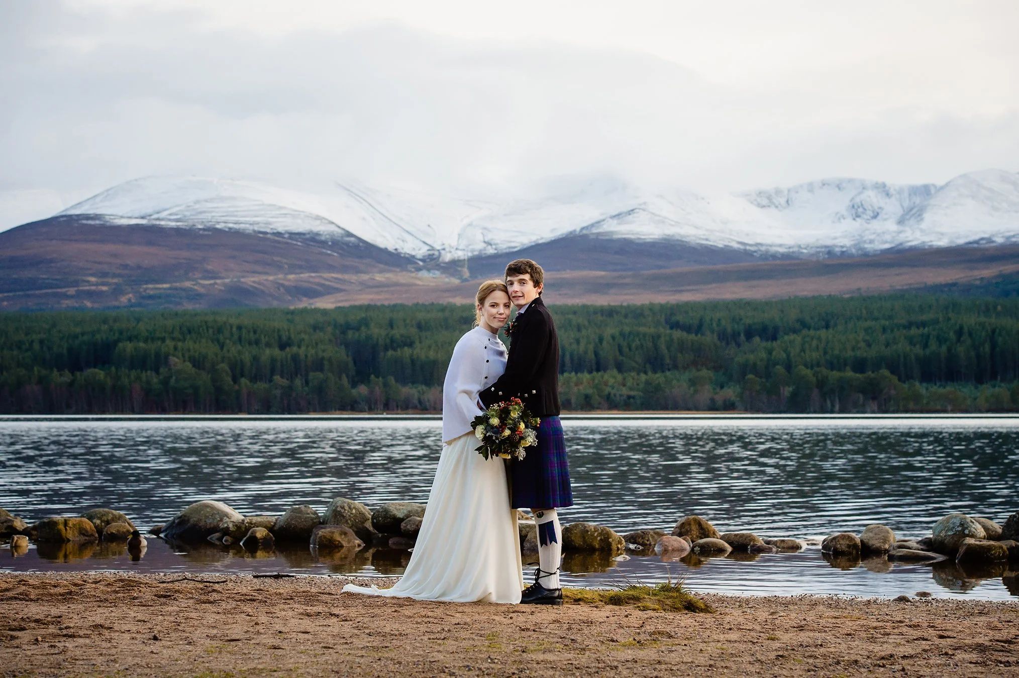 Chris and Katrina tied the knot on the banks of Loch Morlich. A day full of love and breathtaking views! I&rsquo;ll never get tired of capturing outdoor weddings; Scottish scenery is just incredible. Thank you so much for having me!❤️

Dress designer