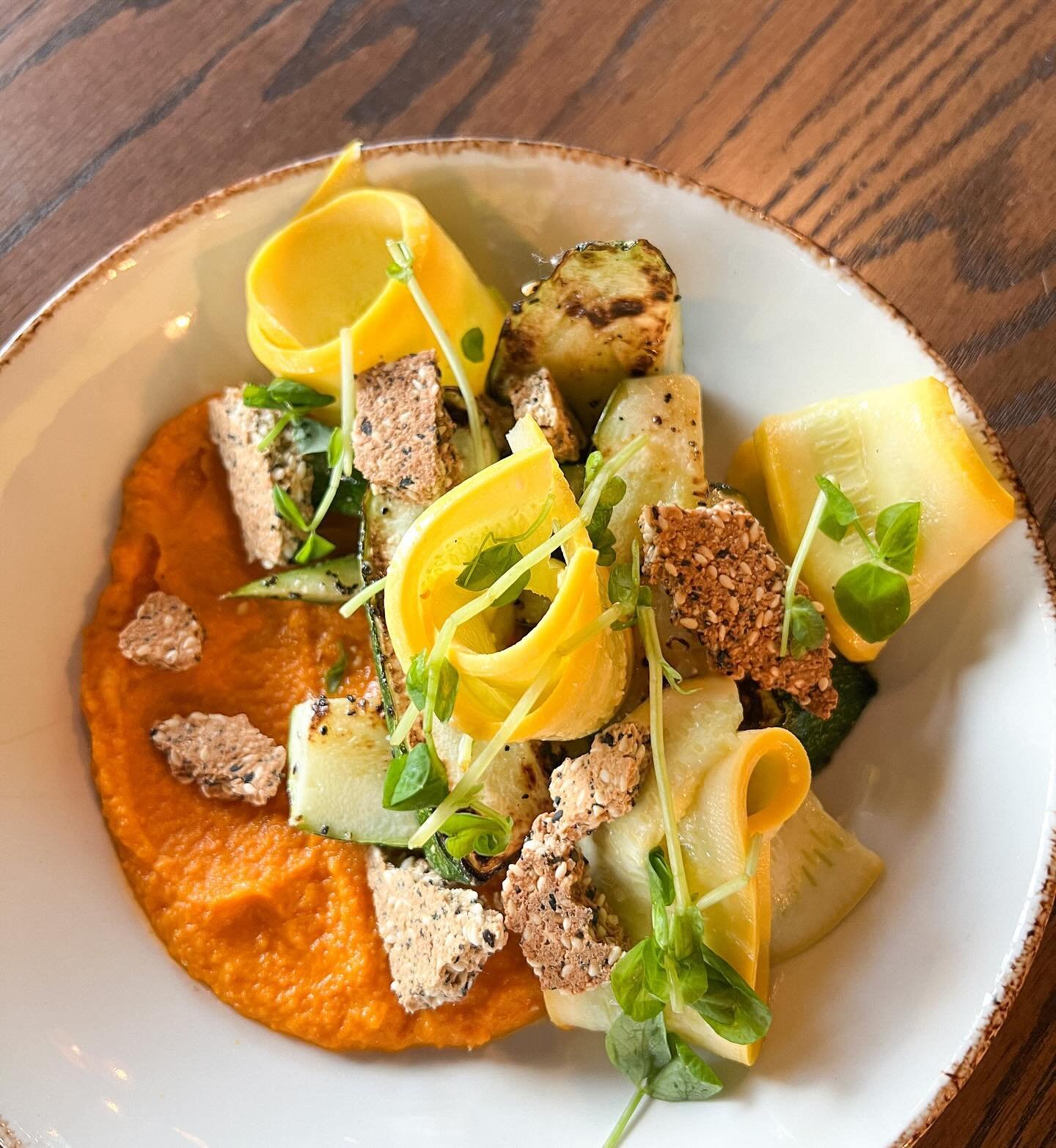 📣 We&rsquo;ll be OPEN at 5:30pm tonight for dinner service. 

📸 SQUASH 2 WAYS
Shaved summer squash, pan seared zucchini, ginger vinaigrette, smoked carrot sauce, sesame granola

Available for dinner and all day during the weekend for dine-in 🥕