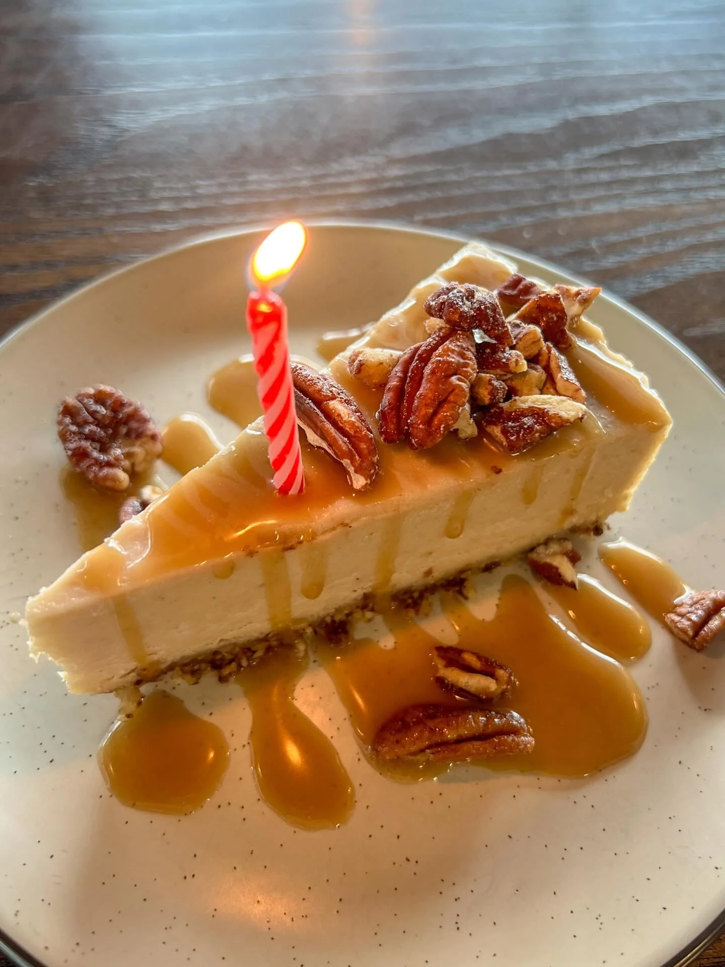 It&rsquo;s ♓️ Pisces season and we&rsquo;re celebrating lots of birthdays over here ✨ Dreamy, sweet, and a little indulgent, just like our newest chzcake.

Now serving Butter Pecan Cashew Cheesecake 🎂🕯️
Creamy, nutty, and perfect for making a birth