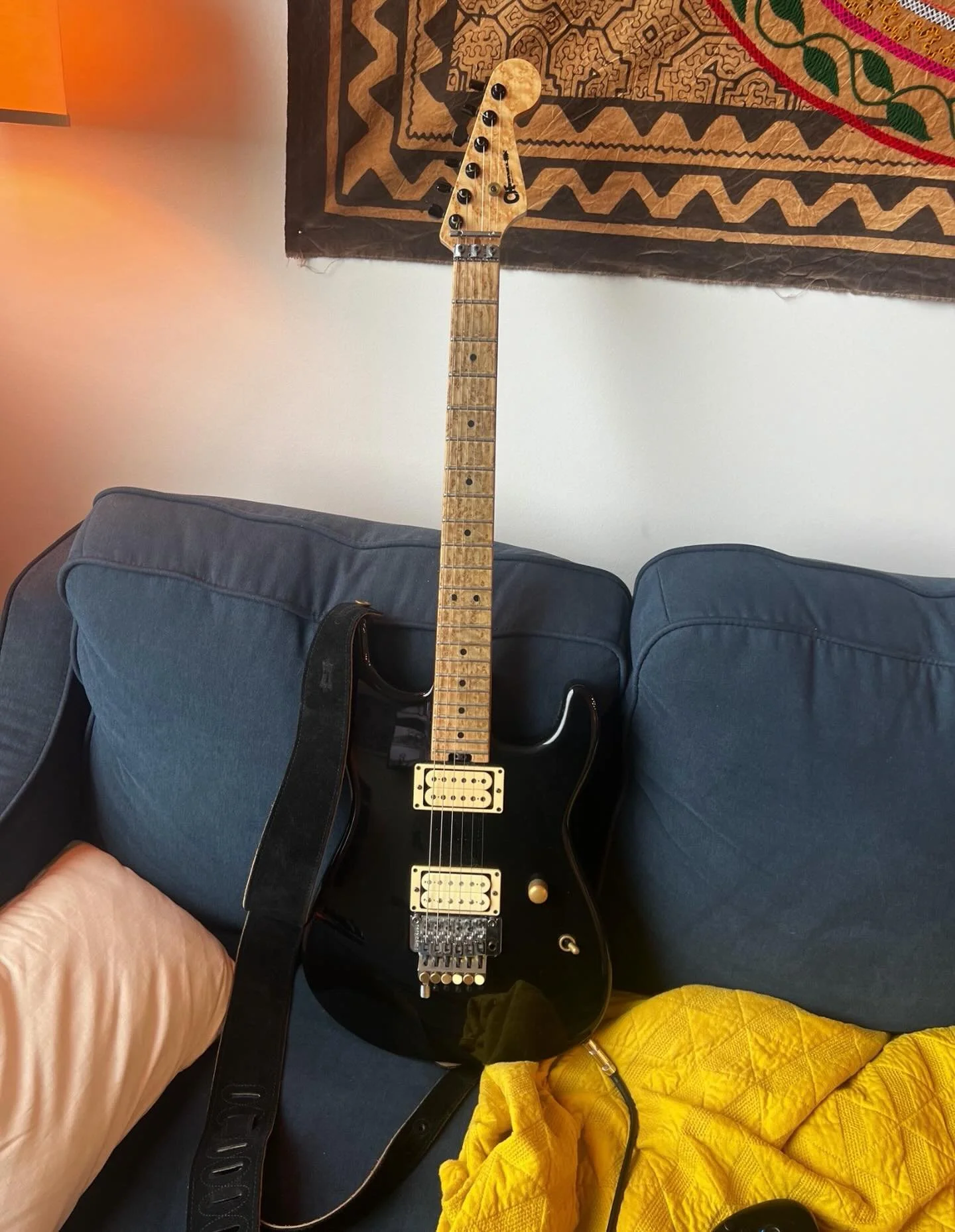 When I die, you can pry this strathead San Dimas from my cold hands 🤘

Actually, take it for a drink at the rainbow and then toss it in the casket. We are so, so proud to rep @charvelusa , building some of the most drool worthy super-strats on the p