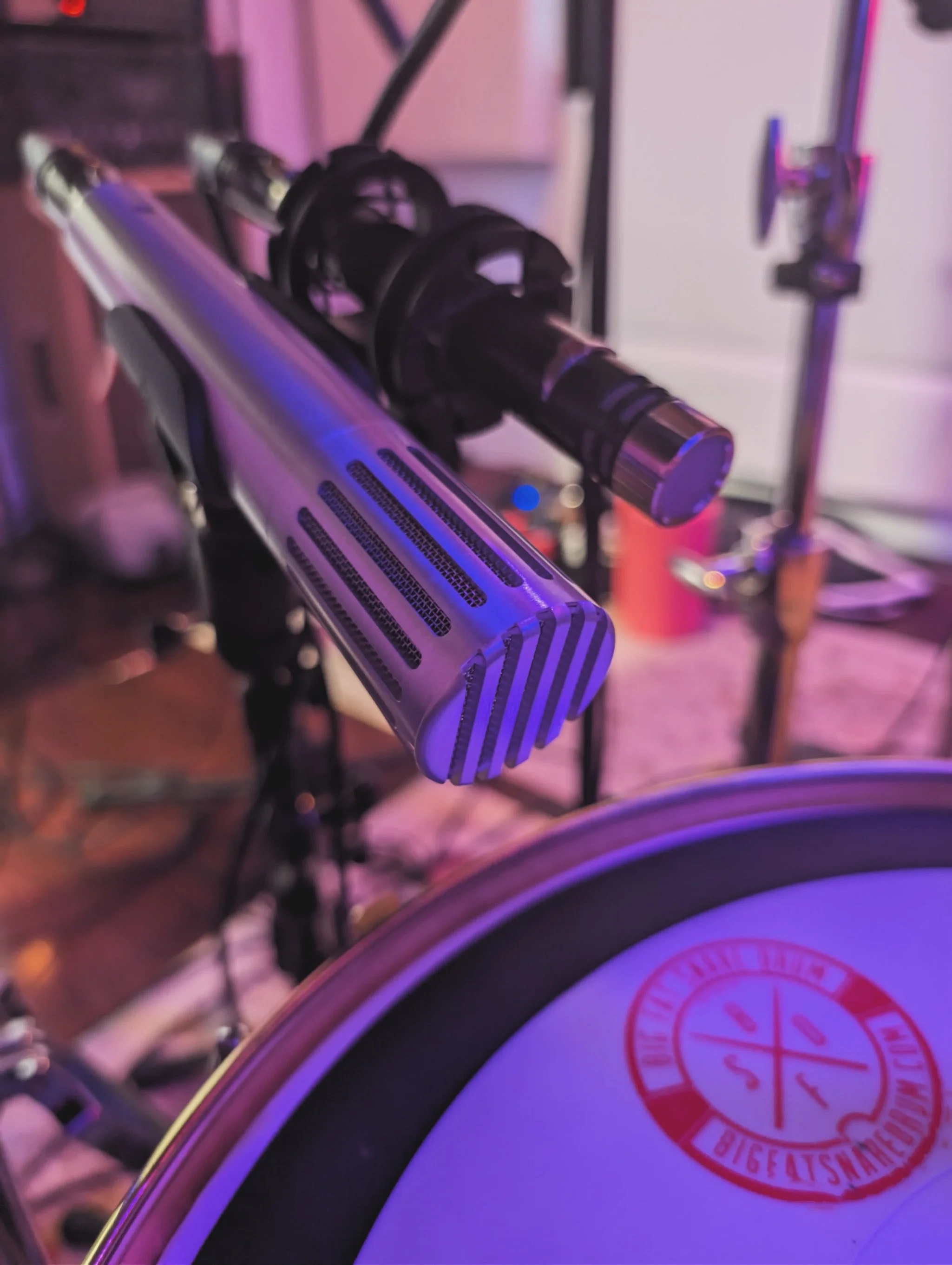 Are you team tight and punchy or big and roomy? 🥁

#drumrecording #recordingstudio #mixing #producer