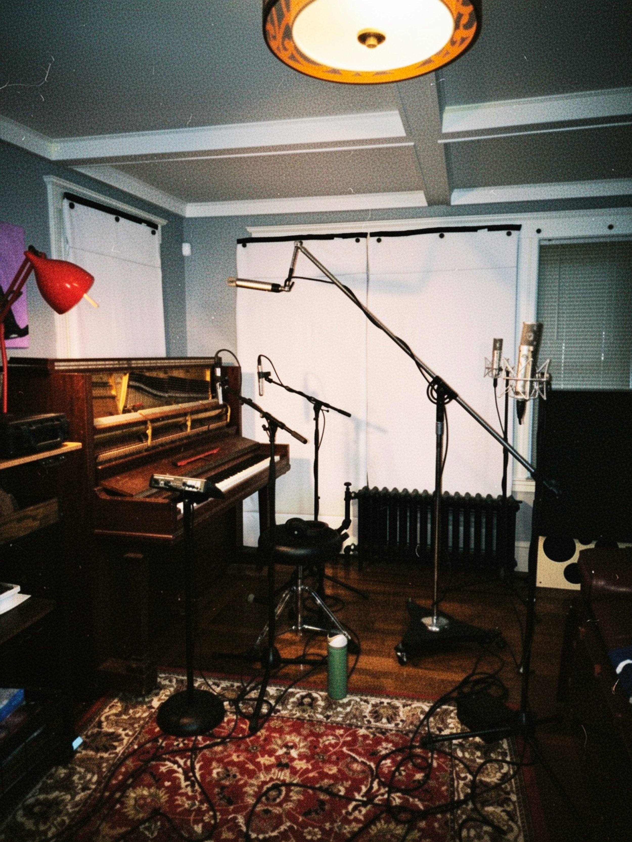 vintage Steinway fun and a whole lot of grind with @lune_aquiline and @ren_mclean_ today in studio A! 

#independentmusic #boston #recording #steinway #beatles