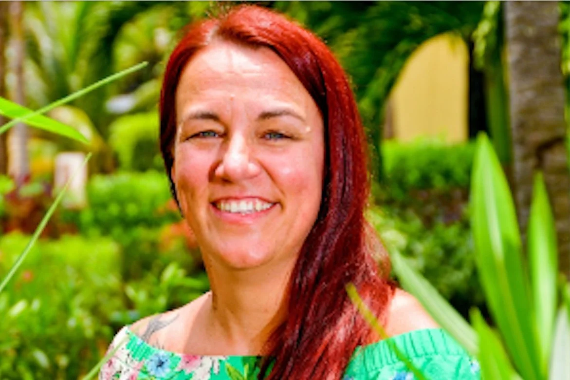 Episode 24: Embracing Authenticity, Expectations &amp; Self-Love with Vesta Hurlbutt