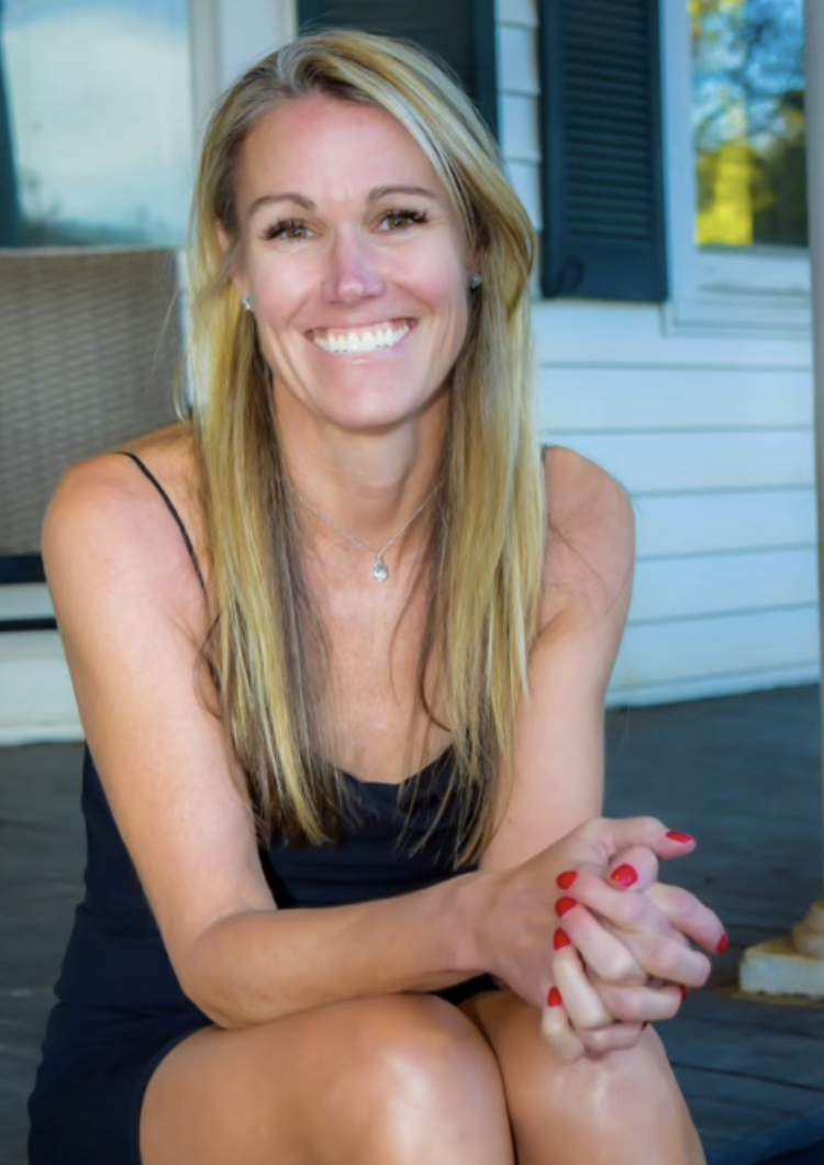Episode 52: Breaking Generational Trauma, Survivor’s Guilt &amp; Emotional Healing with Julie Barth