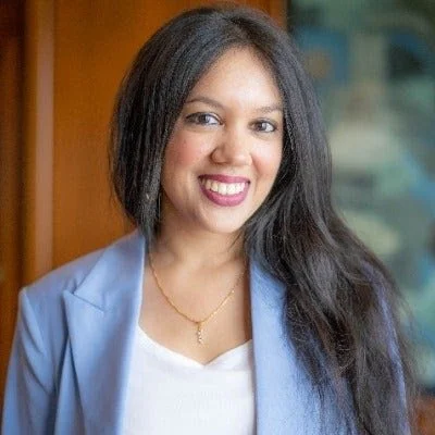 Episode 36 -Embracing Your Authentic Self: Boundaries, Identity, Self-Acceptance &amp; Personal Growth with Urmi Hossain